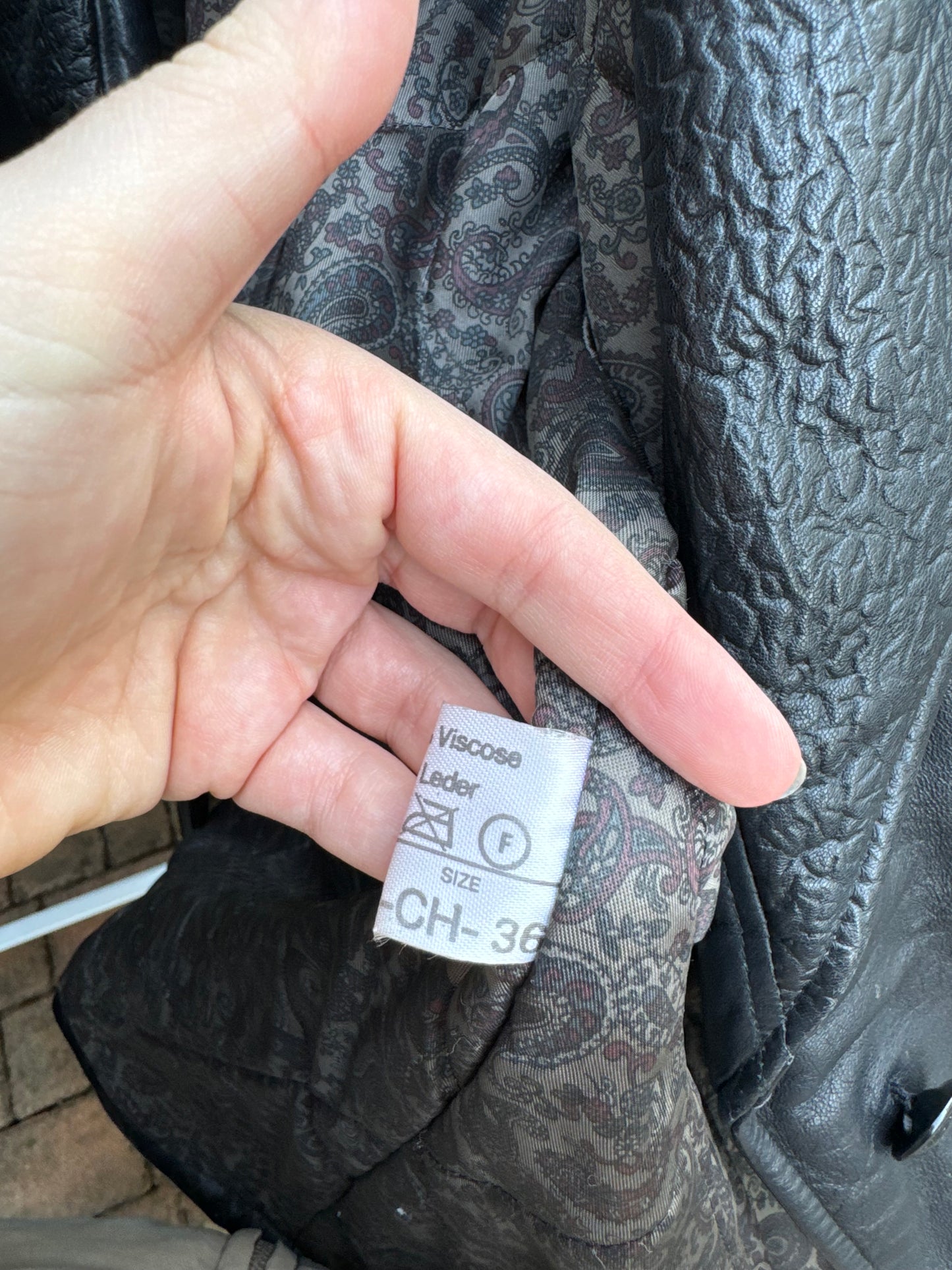 Giacca donna 80s in vera pelle nappata con dettagli lavorati