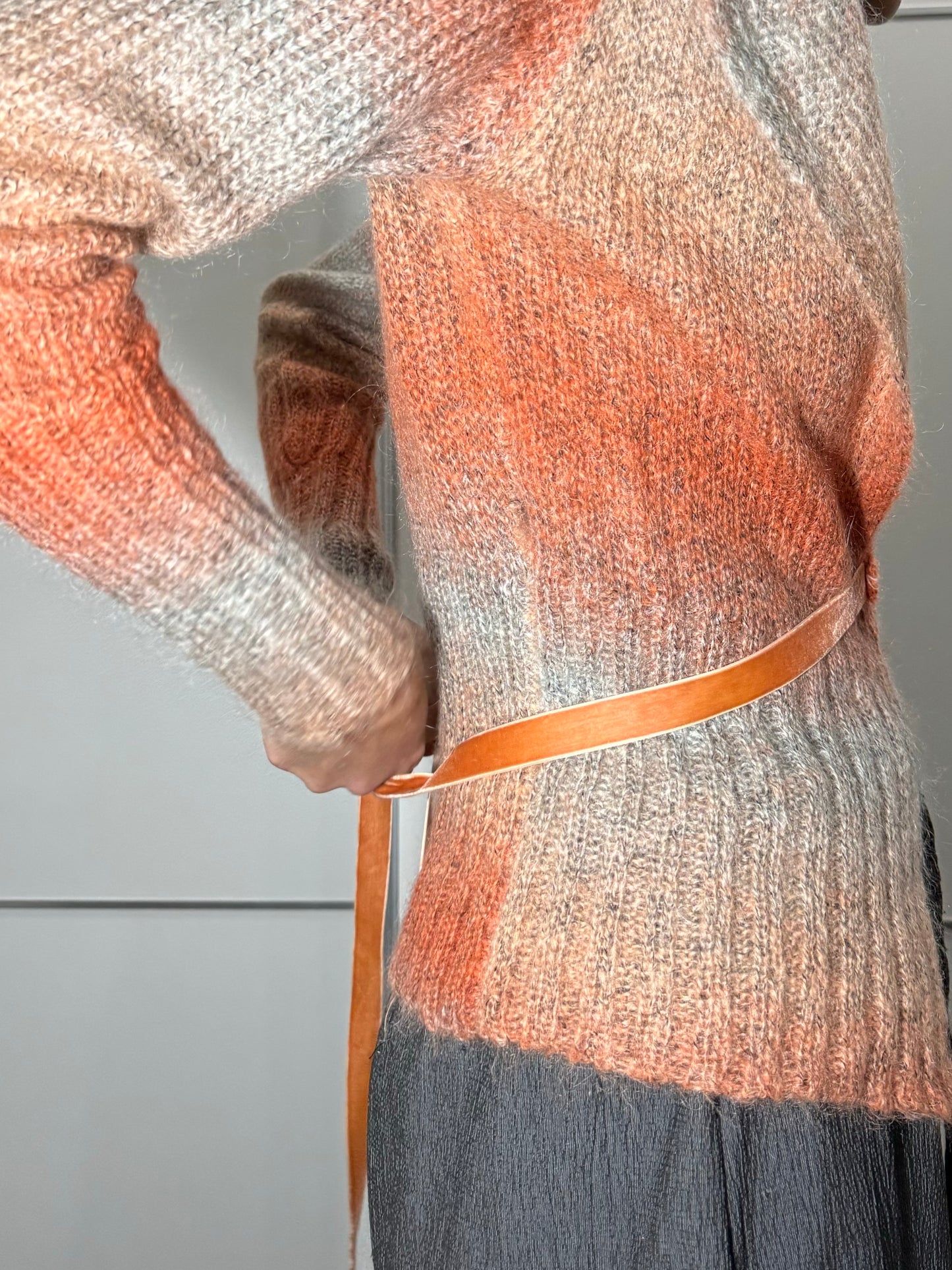 Cardigan sfumato Y2K in misto lana e mohair