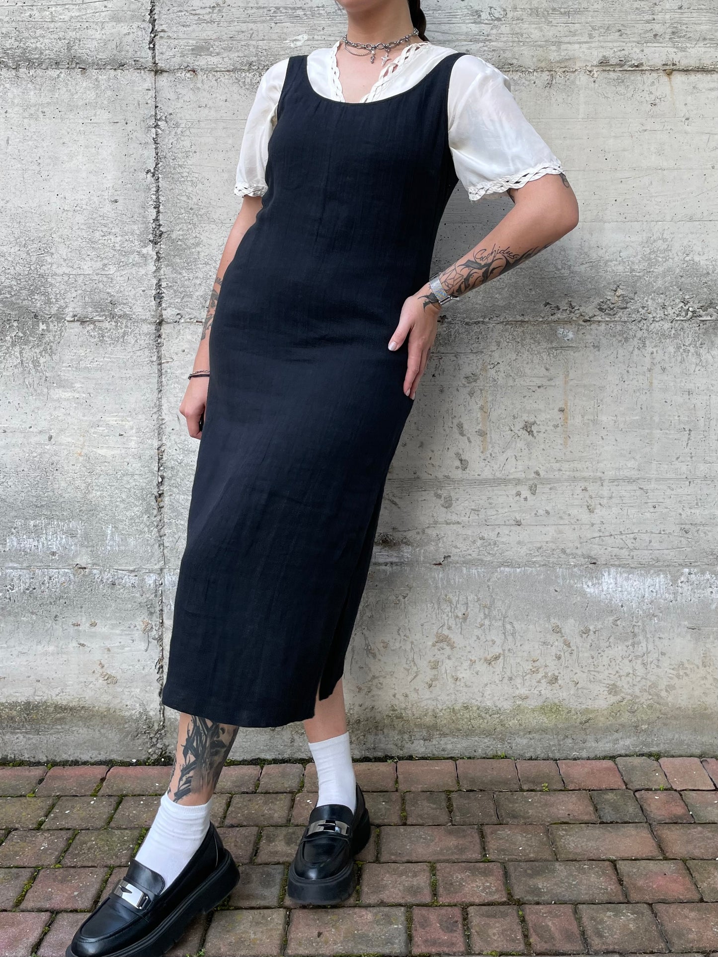 Vestito midi smanicato nero 100% lino - S