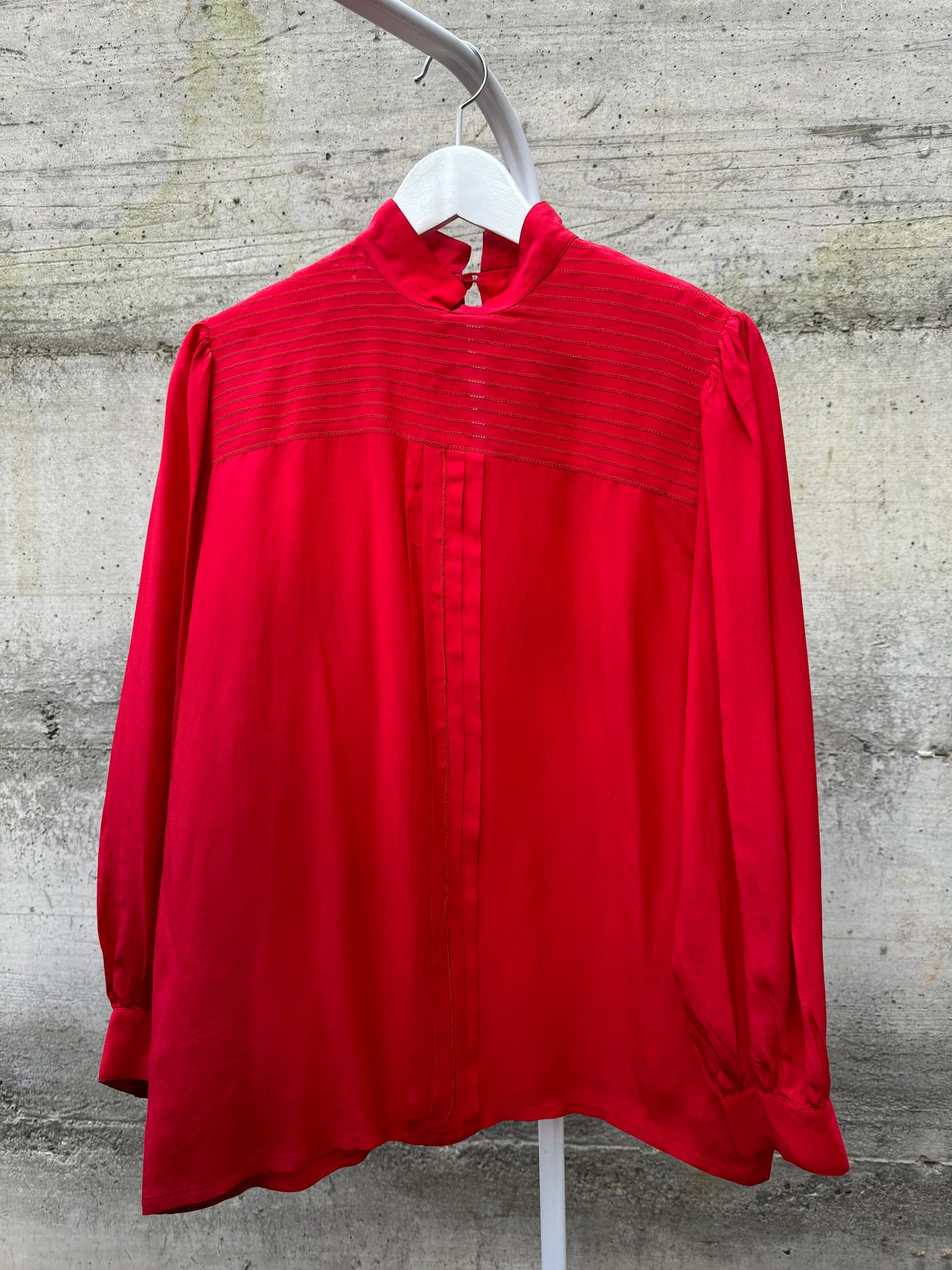 Blusa scivolata in pura seta cinese