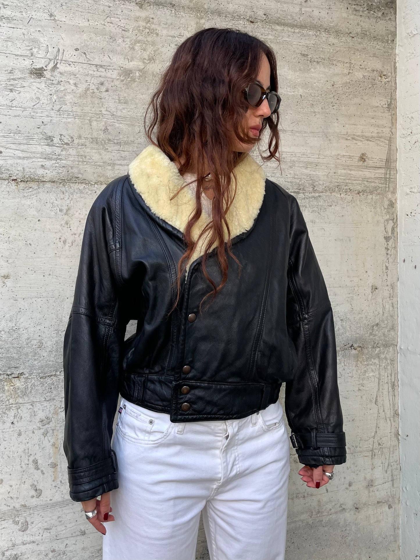 Bomber imbottito in vera pelle nero con collo Shearling burro, rara taglia S uomo