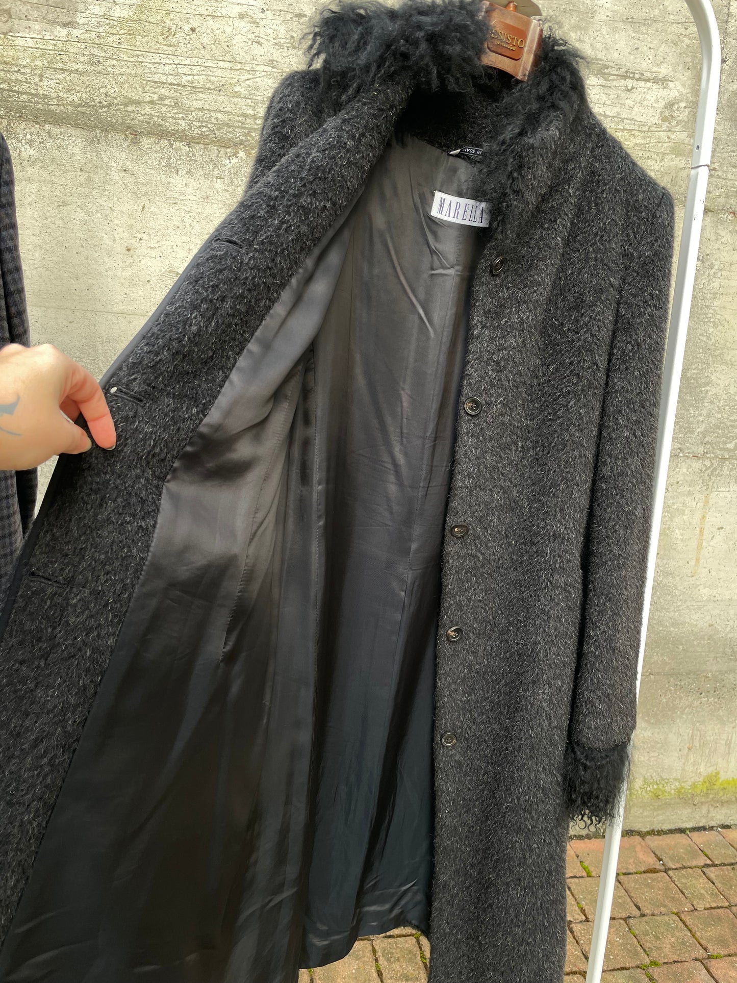 Cappotto Marella in misto alpaca e lana vergine, colletto e polsini in pelo di capra