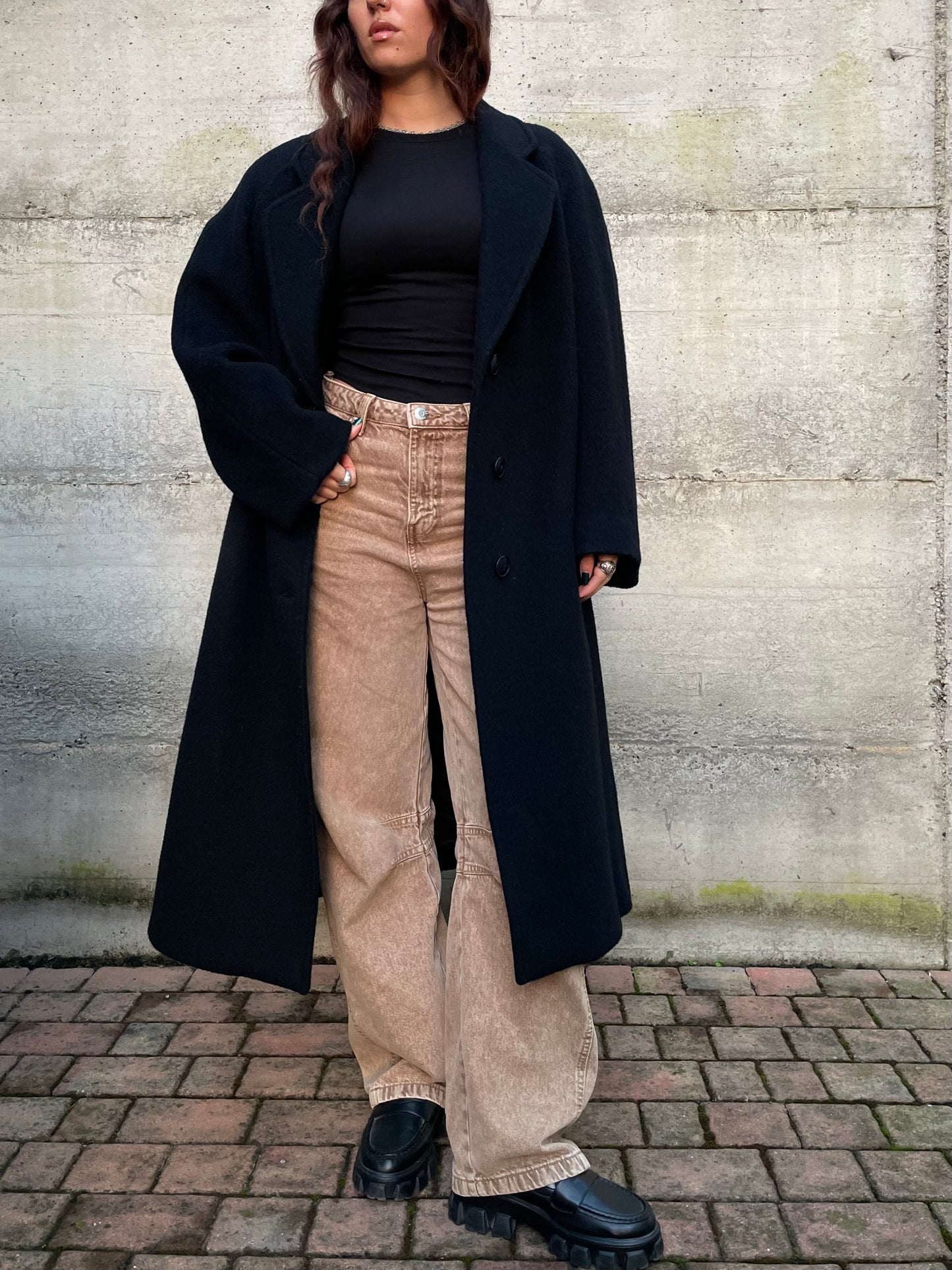 Cappotto nero sartoriale 100% lana, taglia L