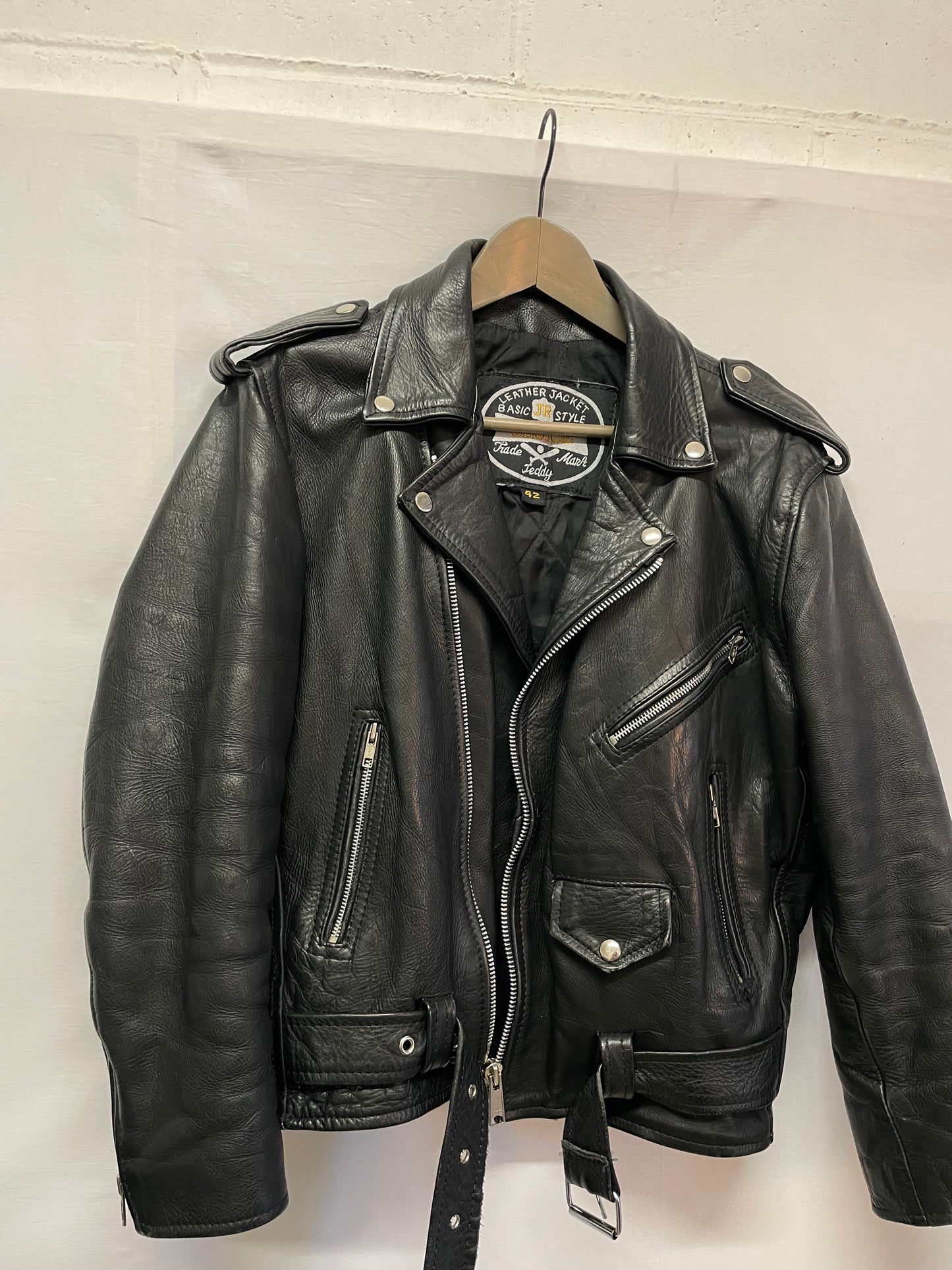 RARO chiodo vintage nero vera pelle in taglia piccola - XS uomo