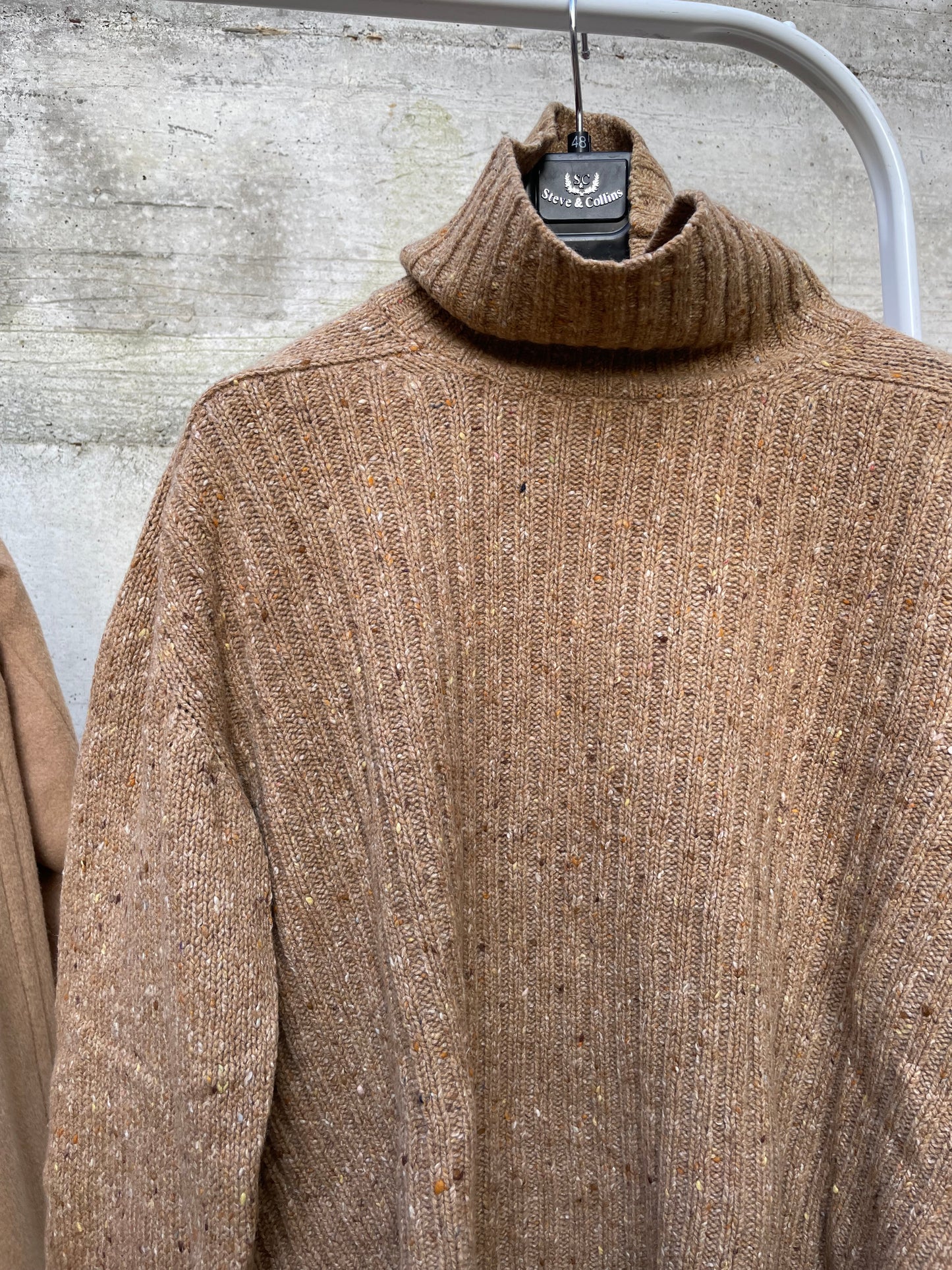 Dolcevita con toppe D'Aniello Boutique 70% lana merinos 30% cashmere