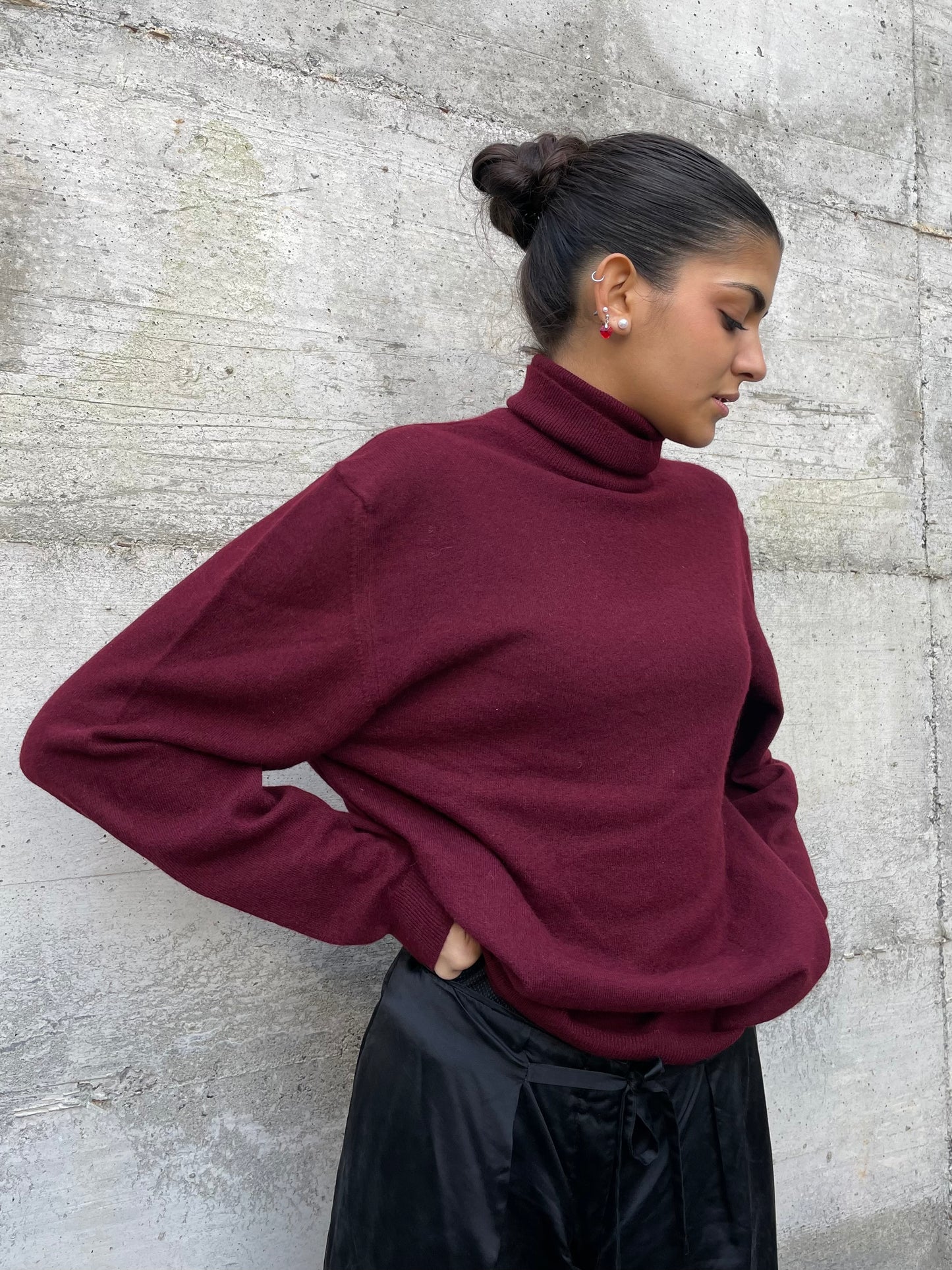 Maglione unisex a collo alto borgogna 100% lana vergine