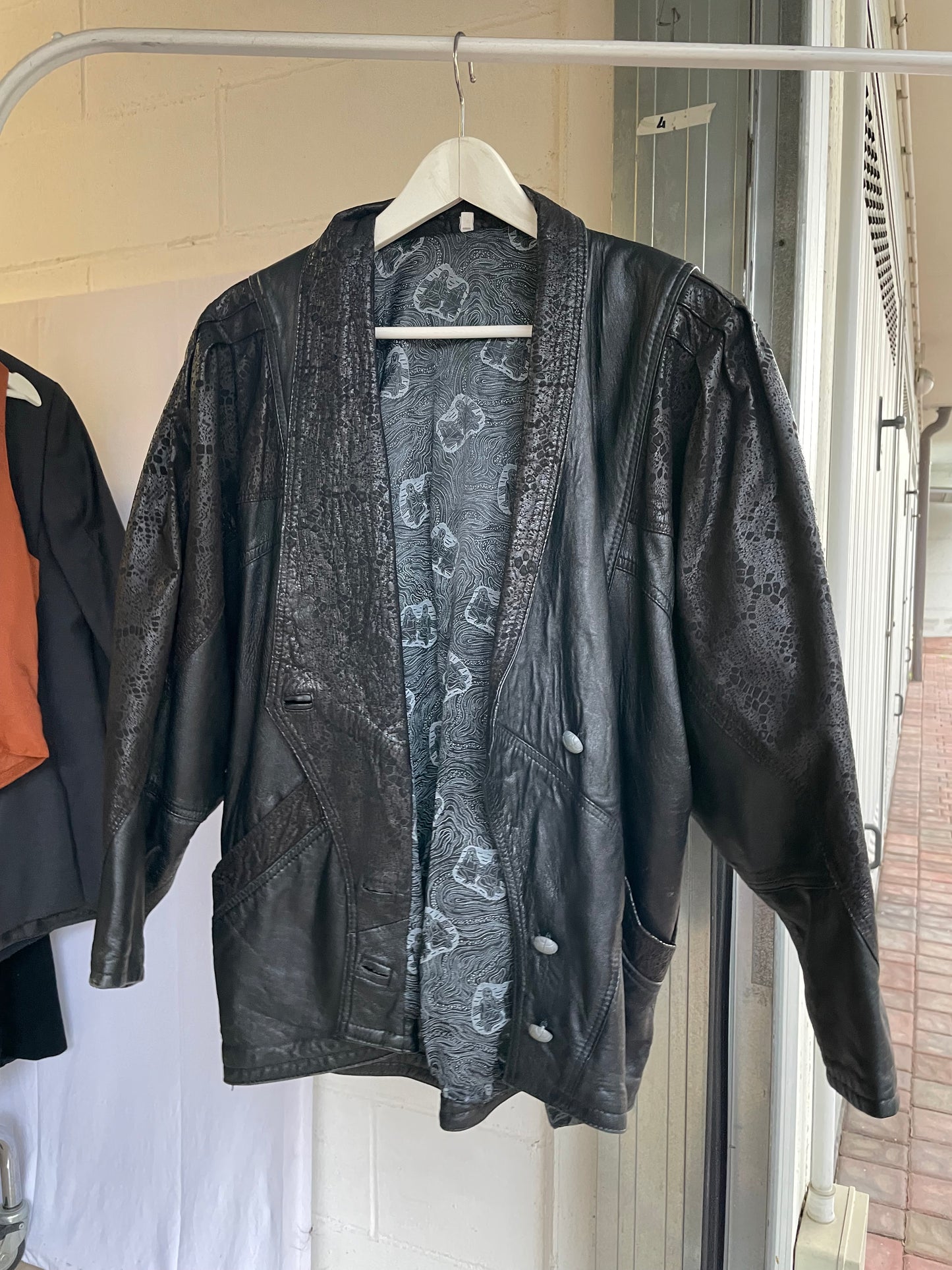 Giacca 80s lavorata in vera pelle nera - taglia M