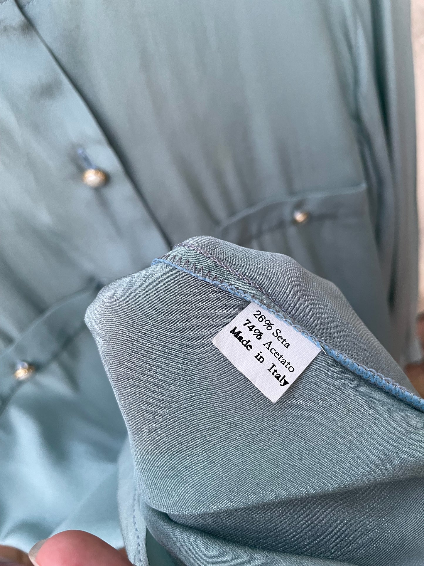 Camicia turchese in misto seta con bottoni gioiello - taglia M