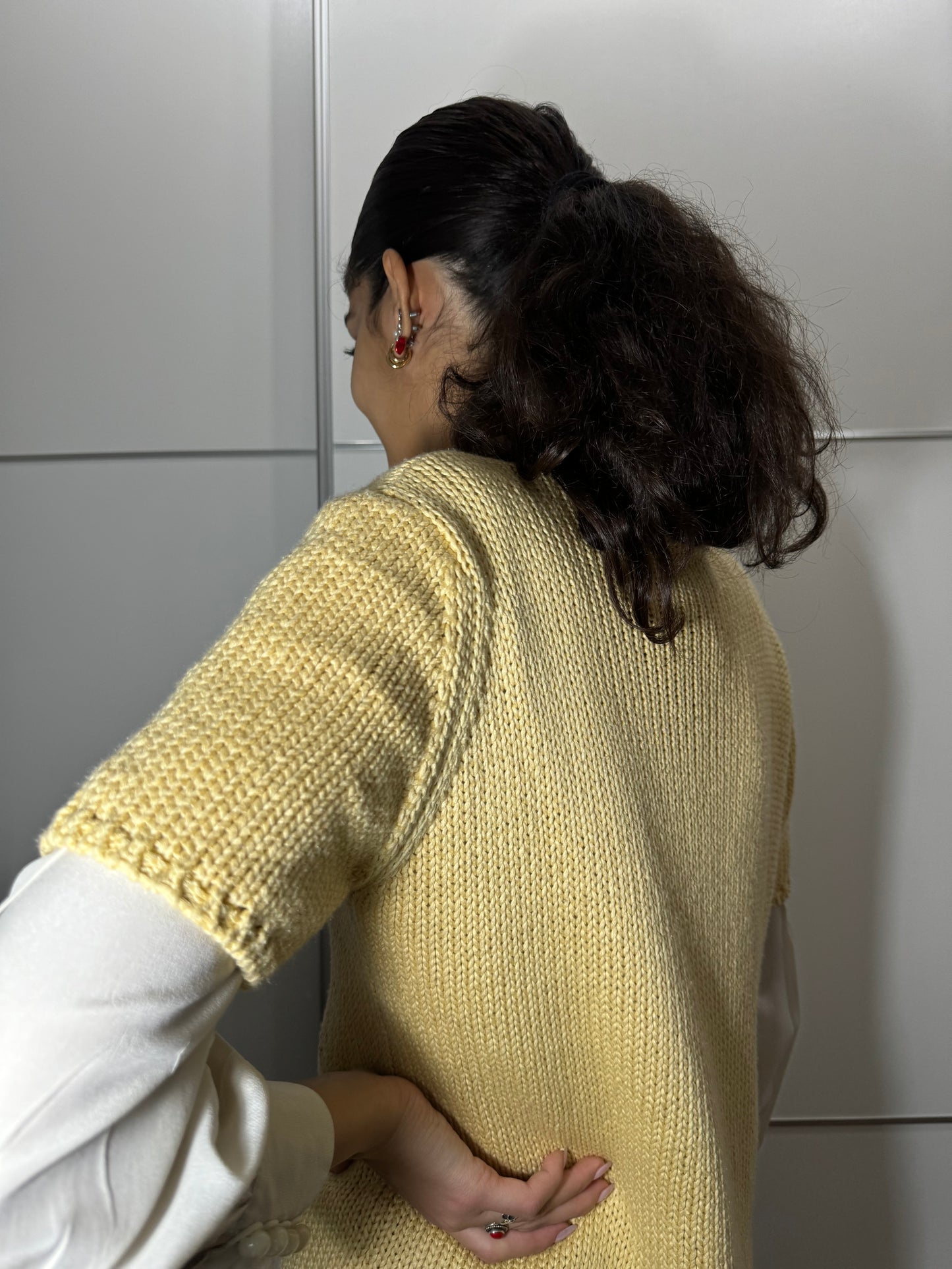 Maglioncino crochet a manica corta in cotone