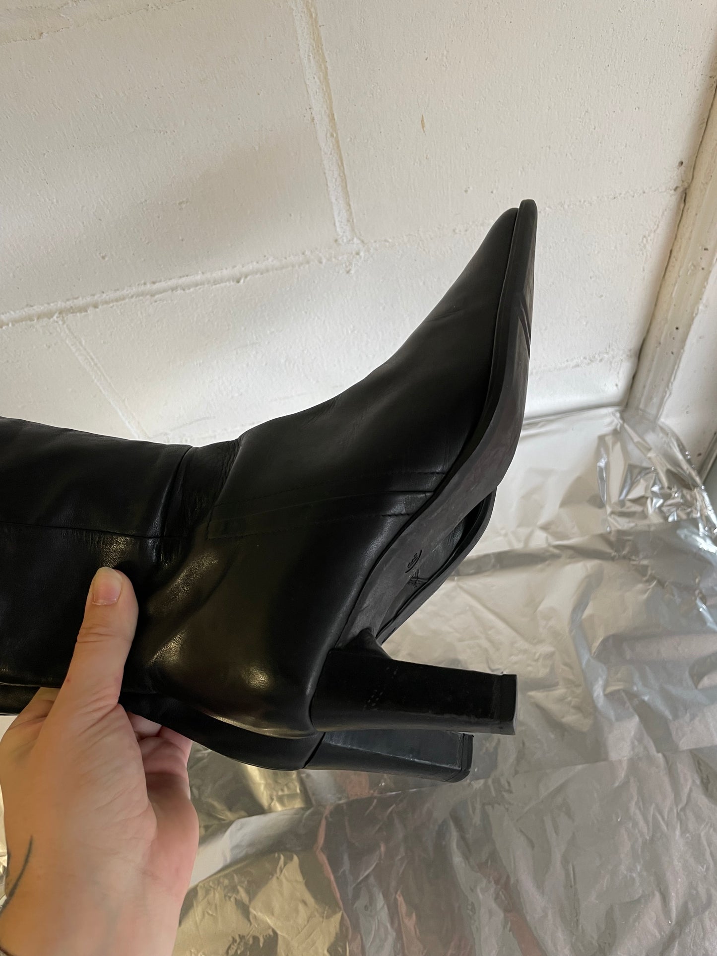 EU 37 - Stivale vintage vera pelle nero, punta quadrata e tacco grosso 7cm