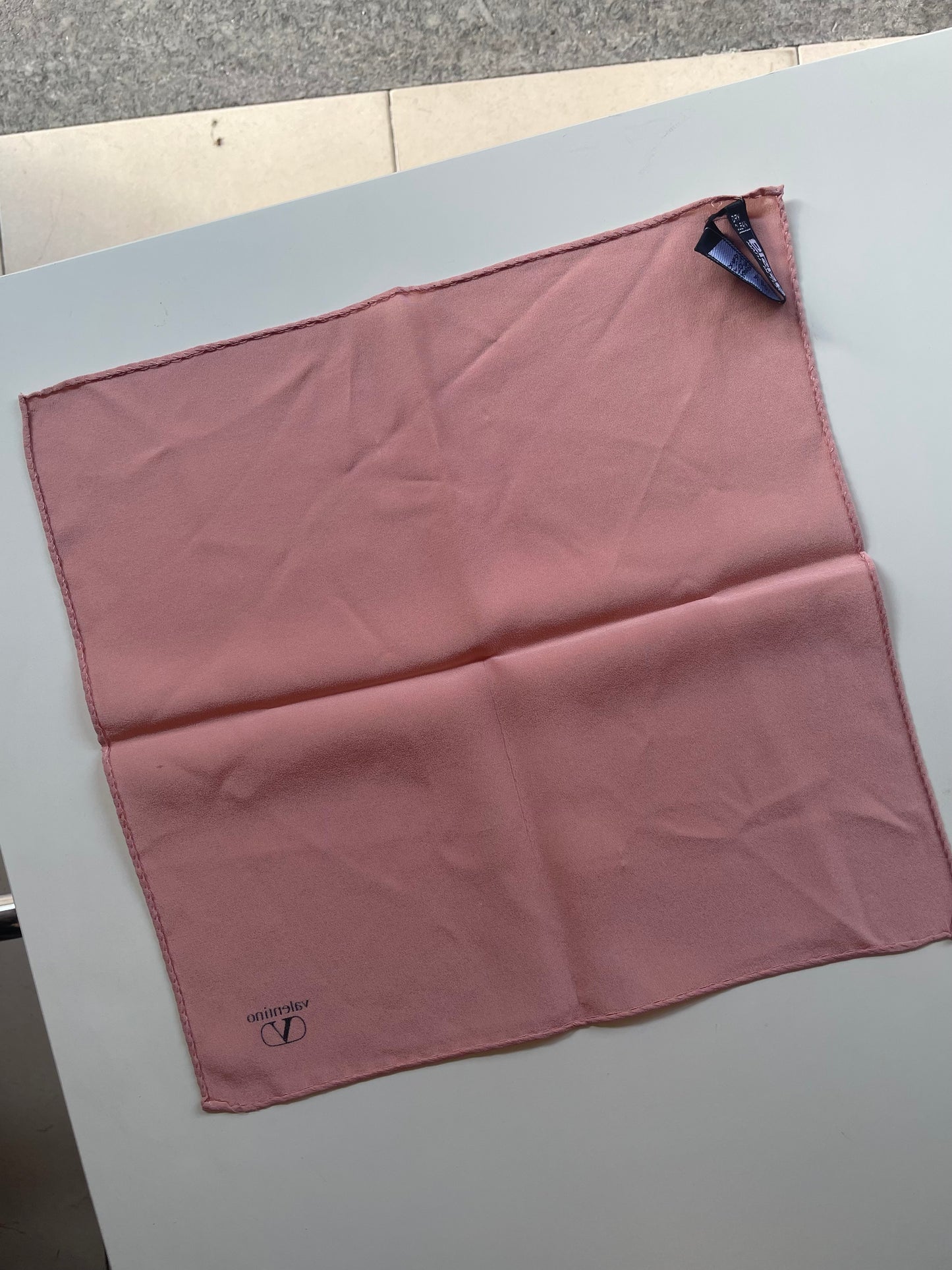 Foulard Valentino 100% seta 30x30