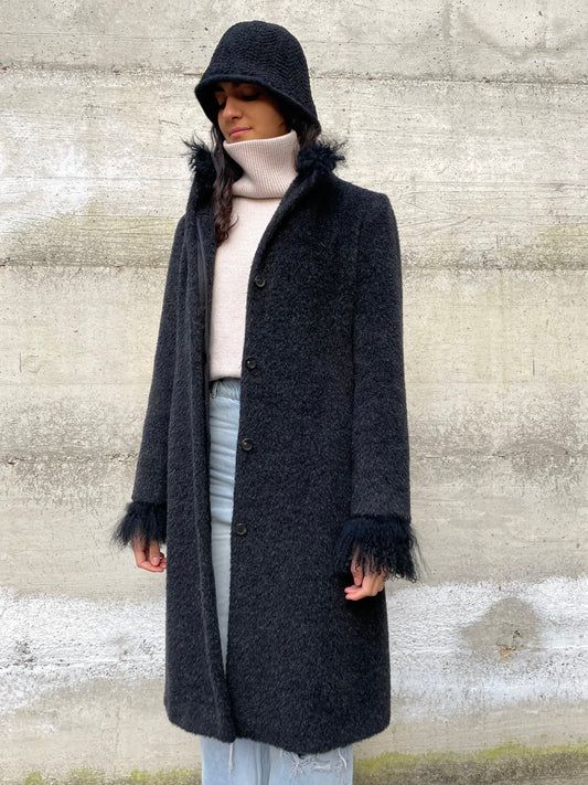 Cappotto Marella in misto alpaca e lana vergine, colletto e polsini in pelo di capra
