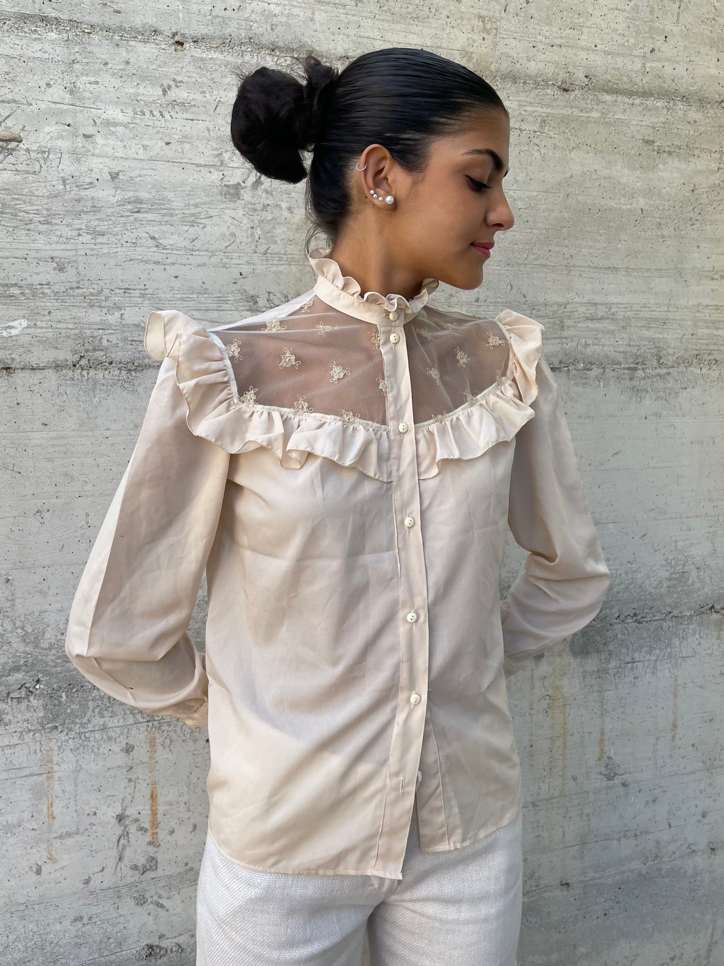 Camicetta nude con balze e dettaglio sheer - taglia S