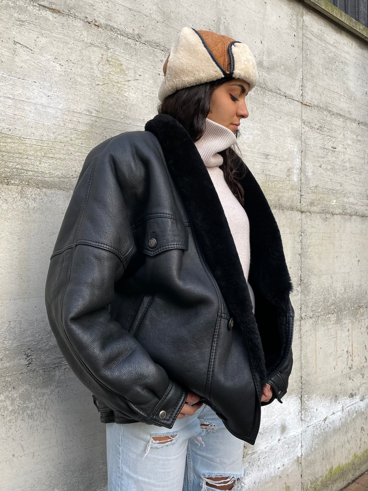 Montone originale Shearling modello bomber, esterno in pelle e interno a pelo raso
