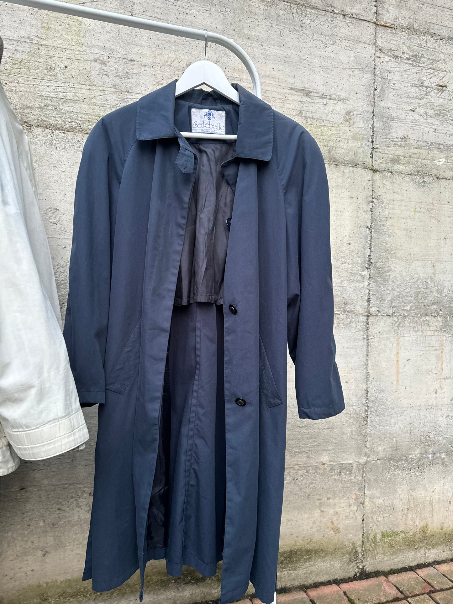 Trenchcoat sartoriale monopetto blu notte