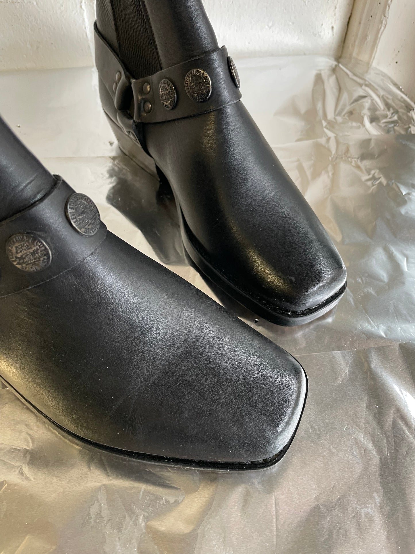 EU 38 - Kentucky boots bassi Levi's Strauss vera pelle neri