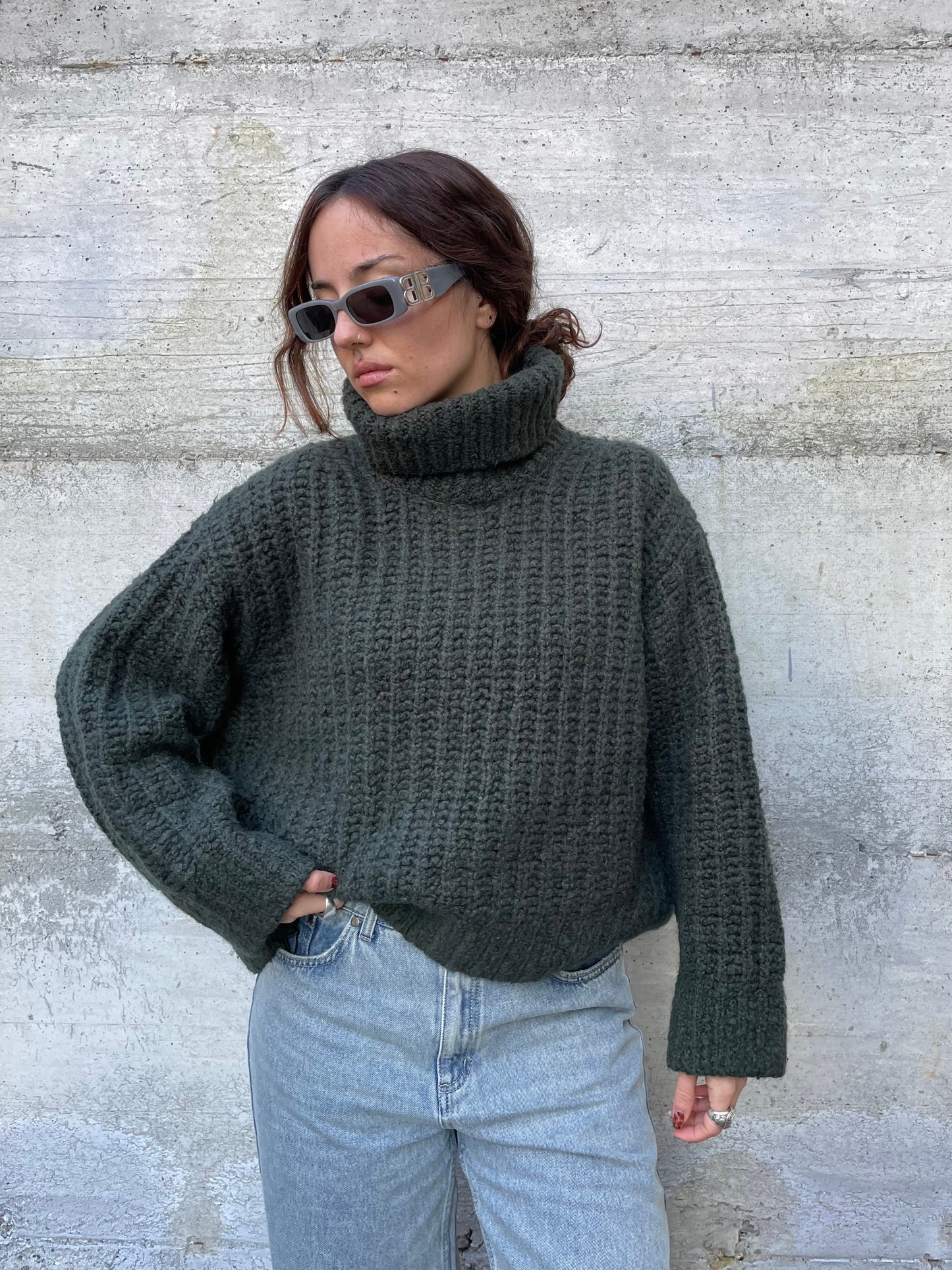Maglione oversize a collo alto in misto lana