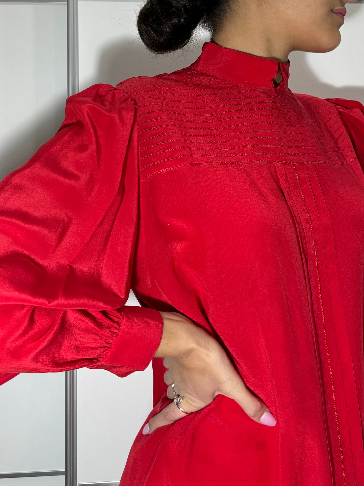 Blusa scivolata in pura seta cinese