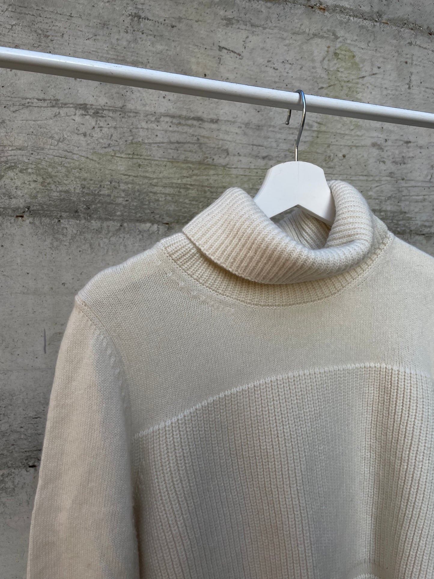 Dolcevita oversize burro Liviana Conti, 100% lana vergine - taglia M