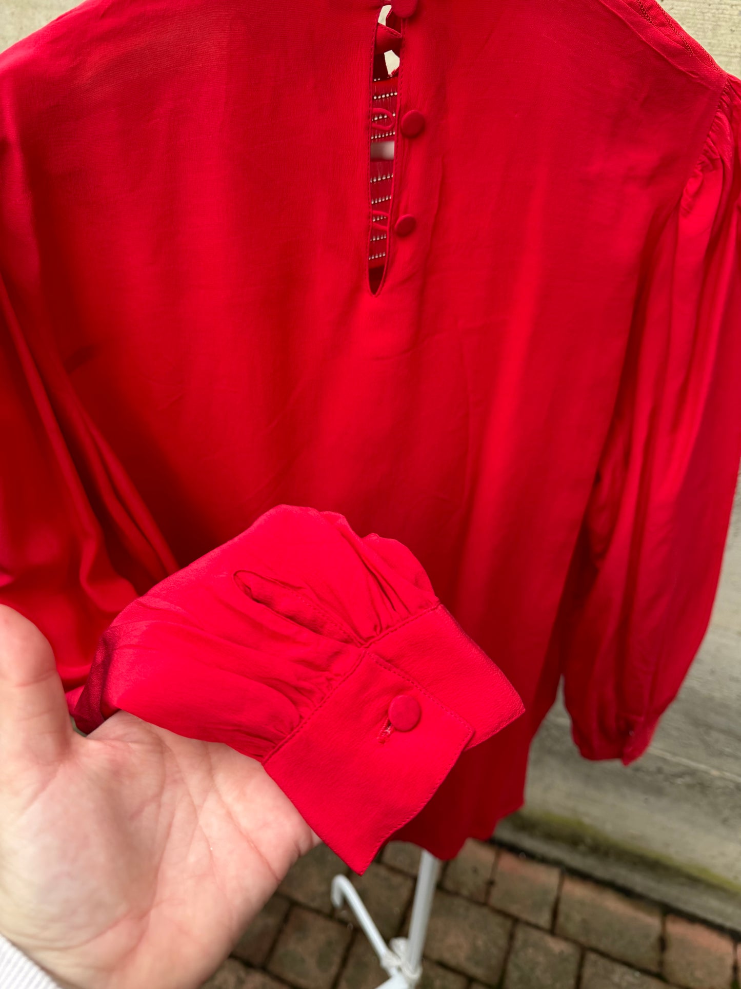 Blusa scivolata in pura seta cinese