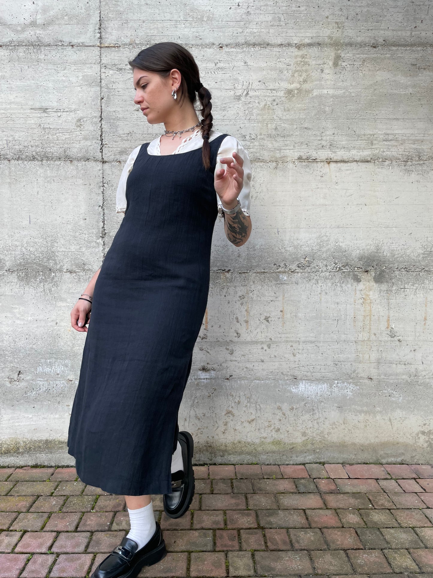 Vestito midi smanicato nero 100% lino - S