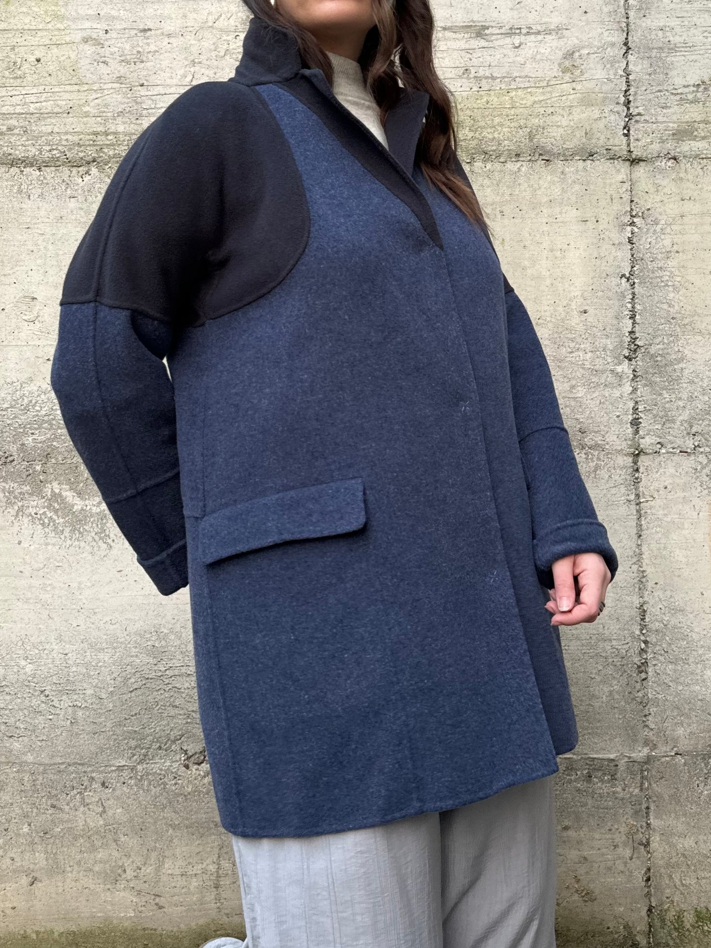 Cappottino Intrend blu mezza stagione, 85% lana 15% lyocell