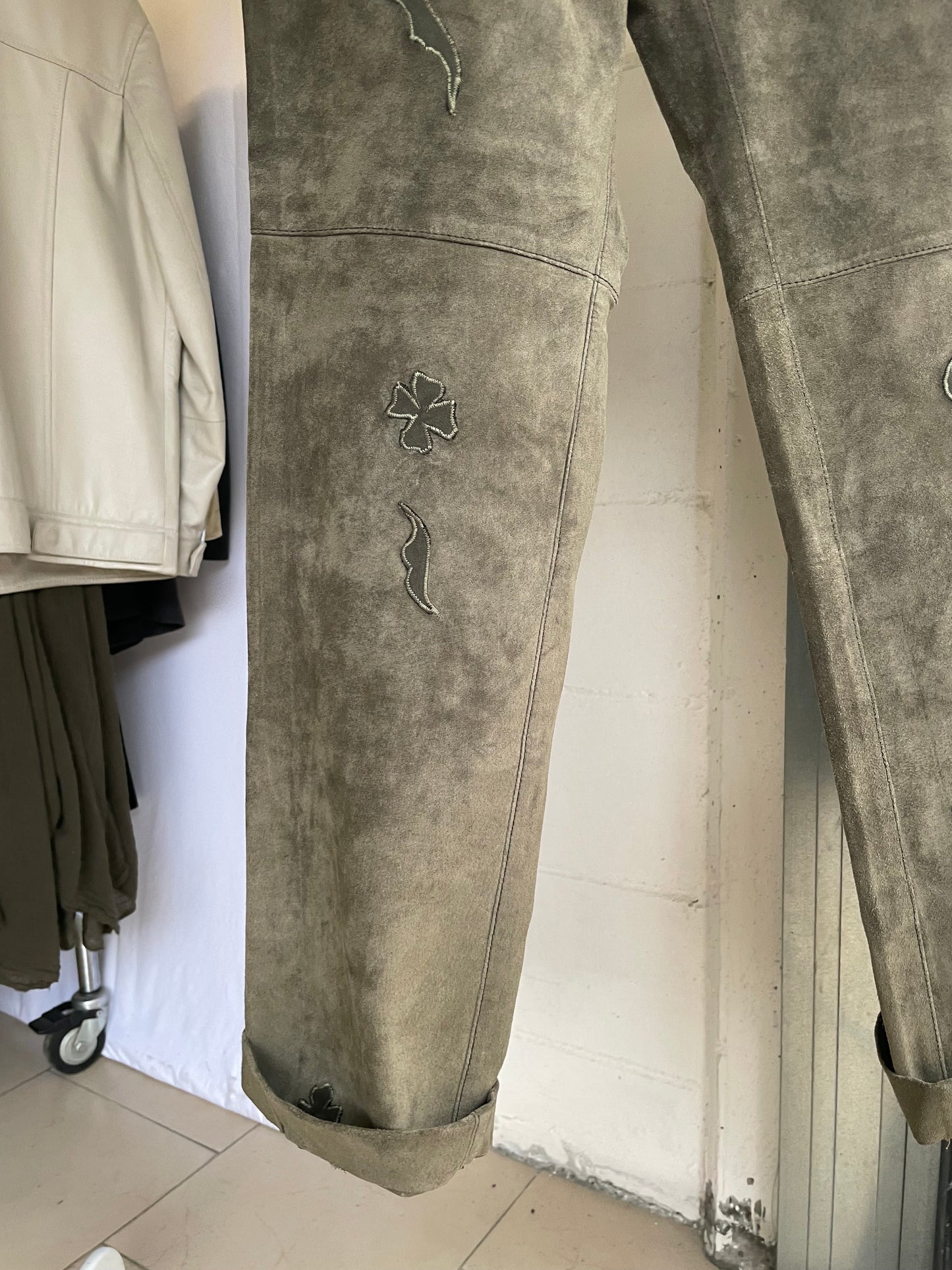 Pantalone skinny a vita alta suede, verde oliva - taglia XS/S