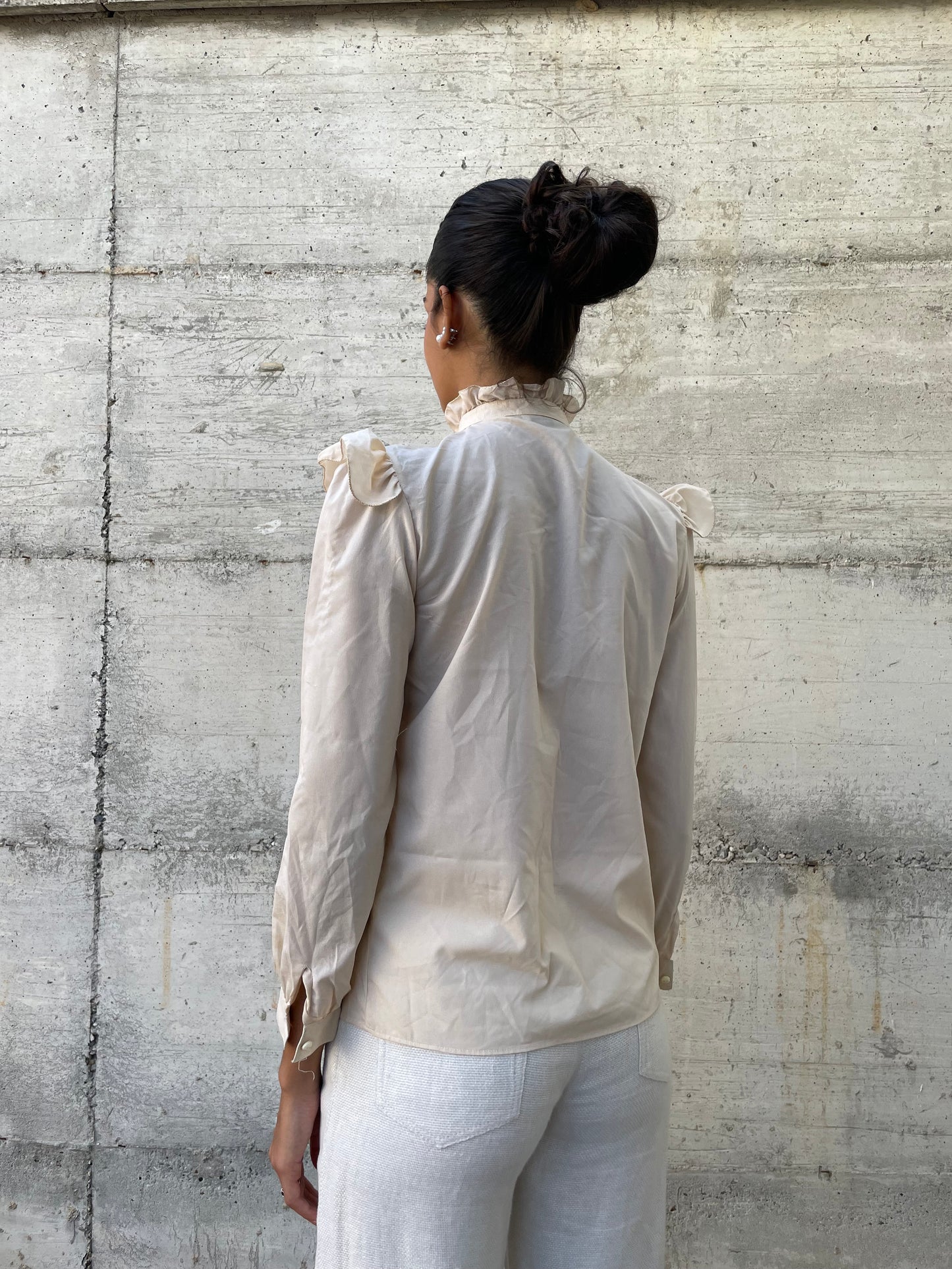 Camicetta nude con balze e dettaglio sheer - taglia S