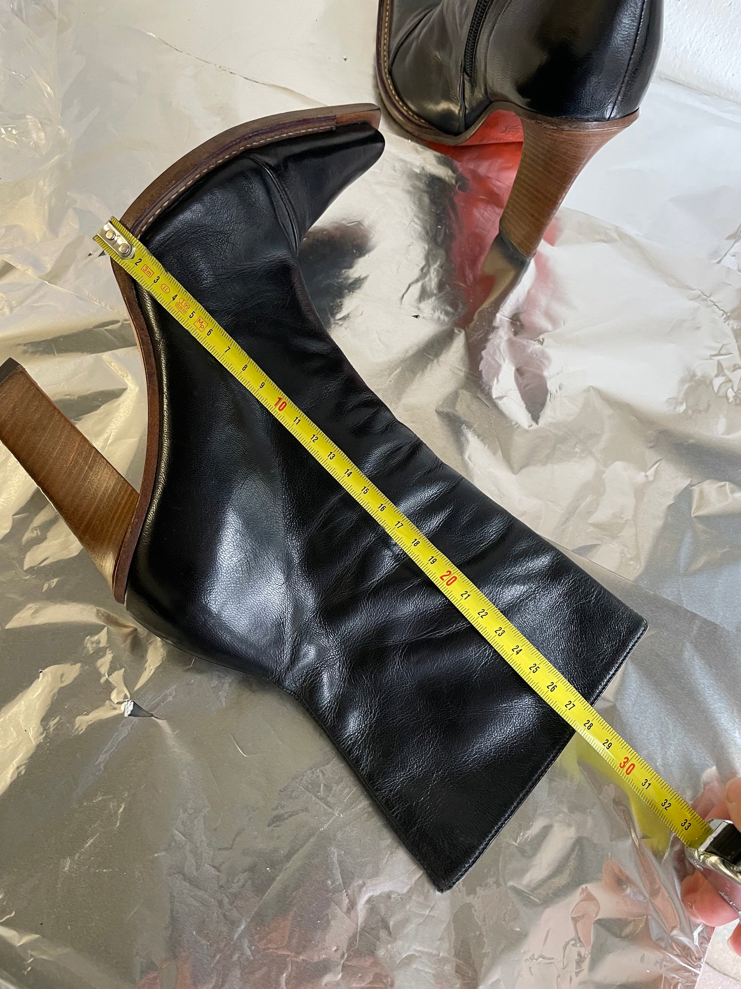 EU 40 - Ankle boots vera pelle neri a punta, tacco grosso 10cm