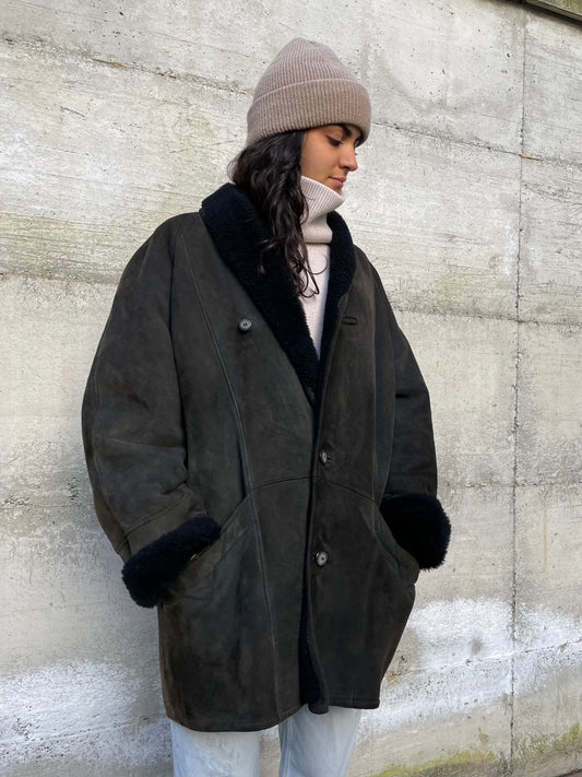 Montone Shearling scamosciato nero tendente al verde, pelo raso nero, taglia 52it uomo