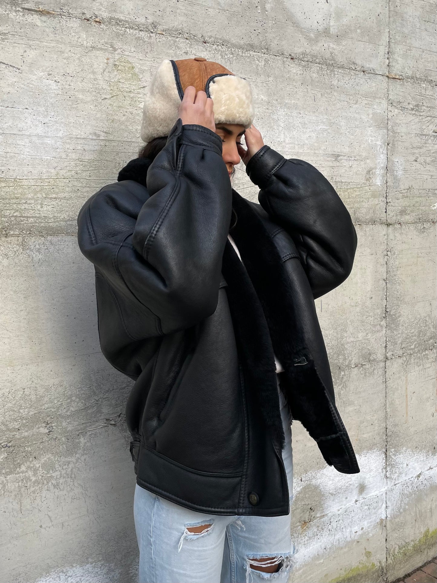 Montone originale Shearling modello bomber, esterno in pelle e interno a pelo raso