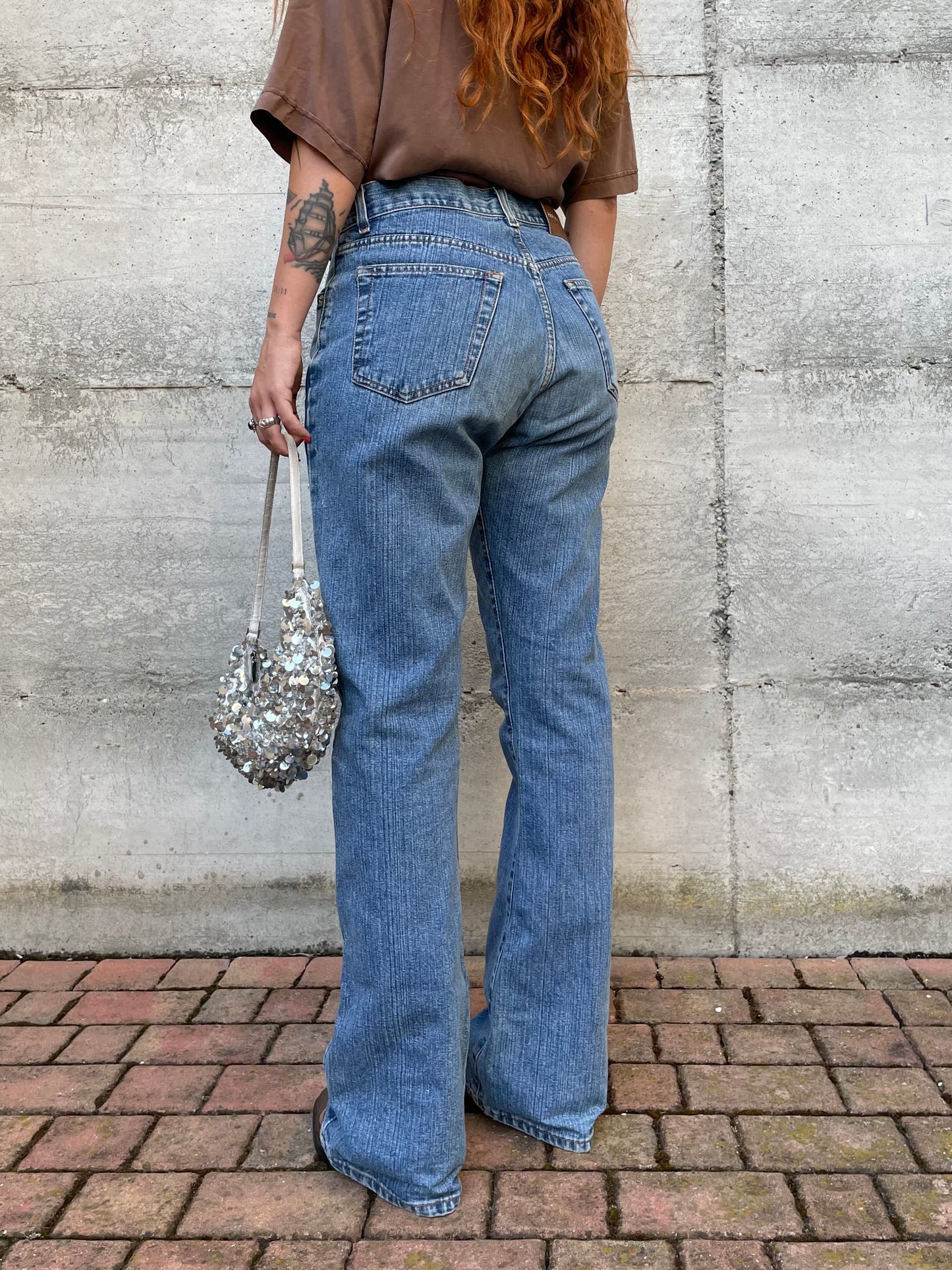 Jeans vintage lavaggio medio a zampa, taglia 42it