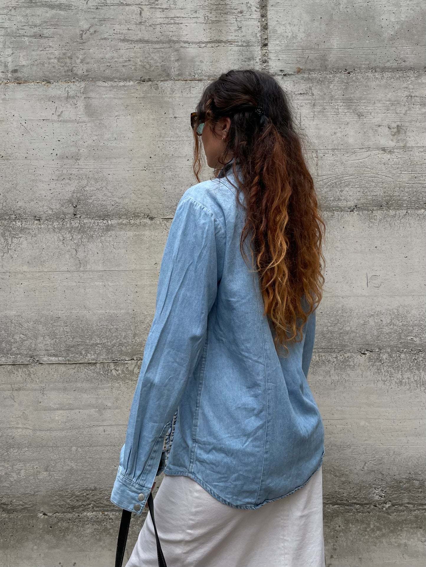 Camicia denim lavaggio chiaro, rouges frontali - taglia M