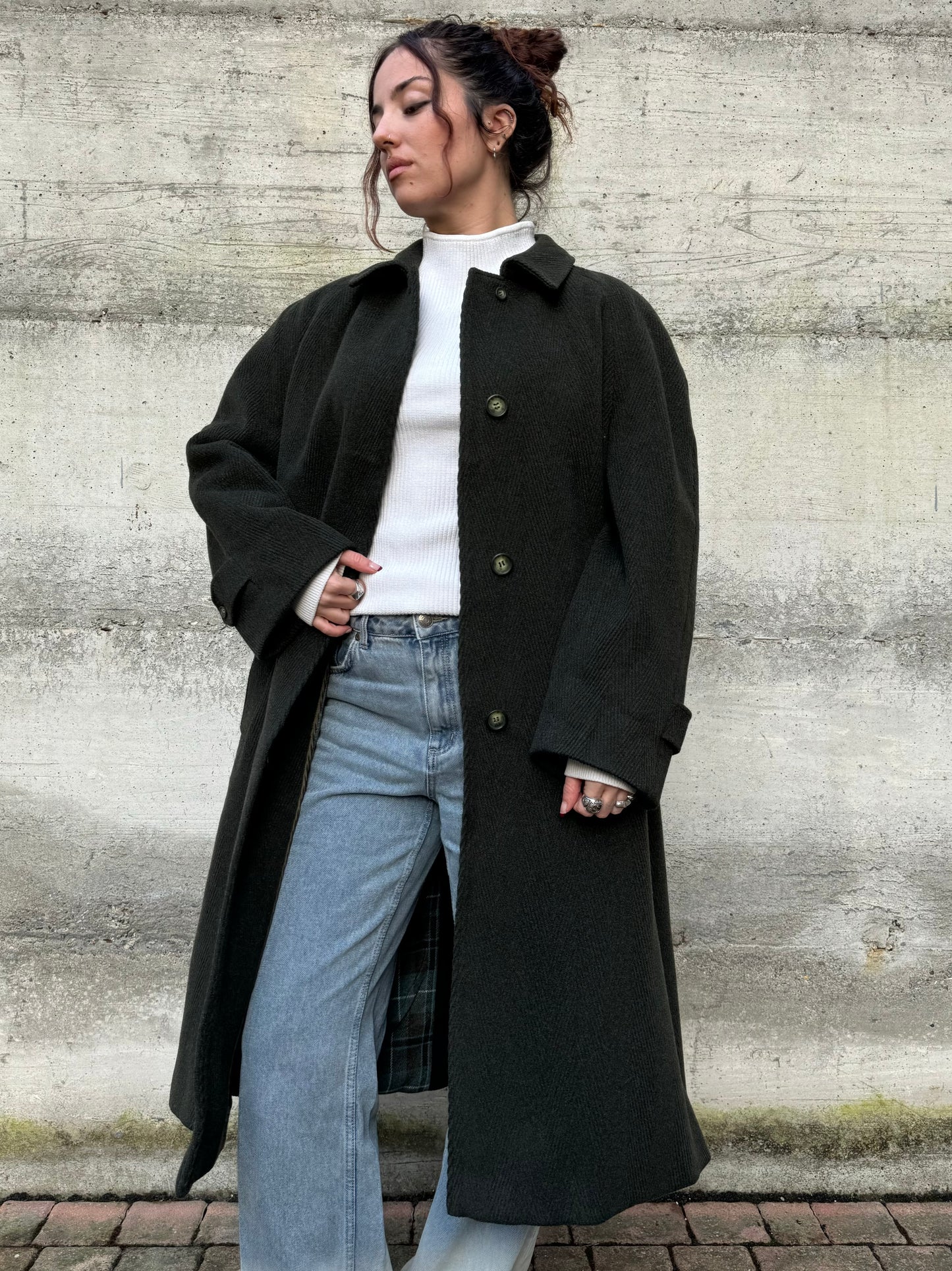 Cappotto donna sartoria Valstar verde scuro spigato, con cintura