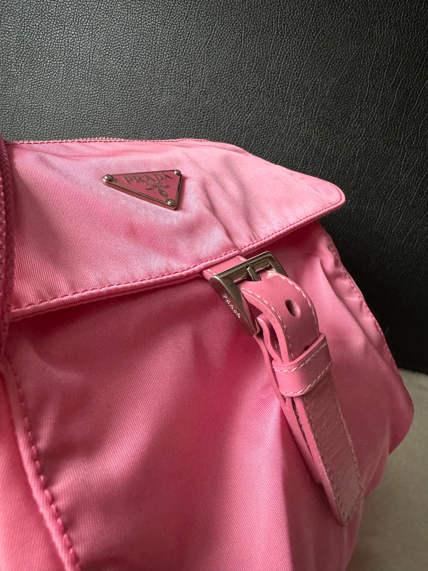 Borsa Prada Plain In Nylon - Color Begonia