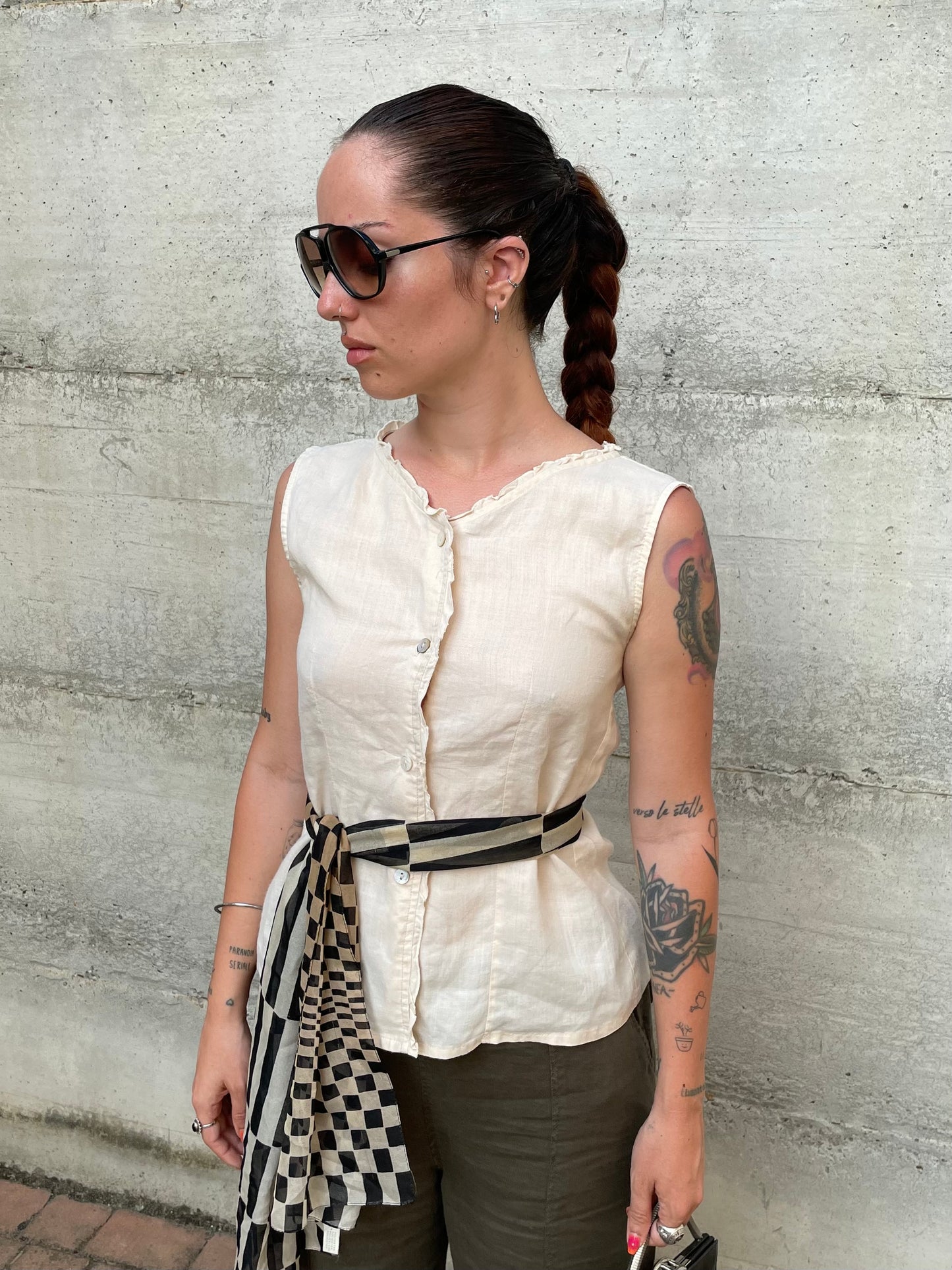 Camicetta smanicata burro 100% lino, sartoriale Made in Italy, Taglia S