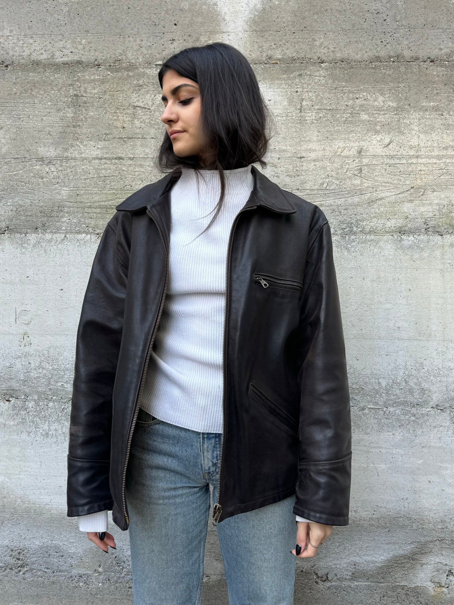 Biker liscio in cuoio testa di moro