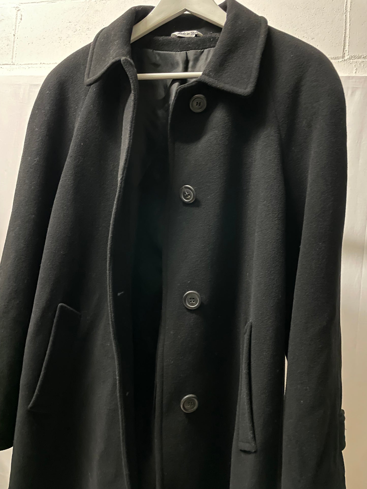 Cappotto nero sartoriale monopetto in pura lana