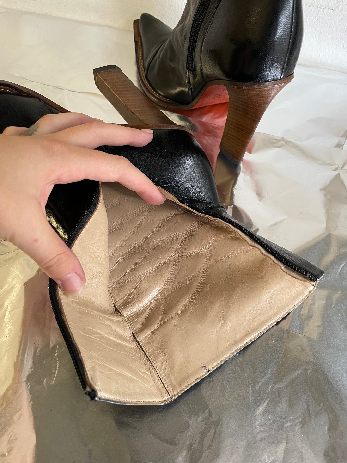 EU 40 - Ankle boots vera pelle neri a punta, tacco grosso 10cm