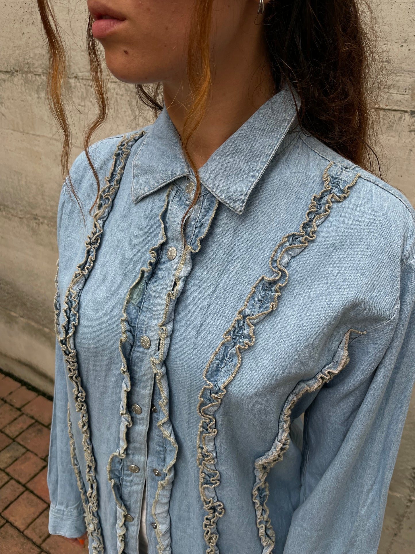 Camicia denim lavaggio chiaro, rouges frontali - taglia M