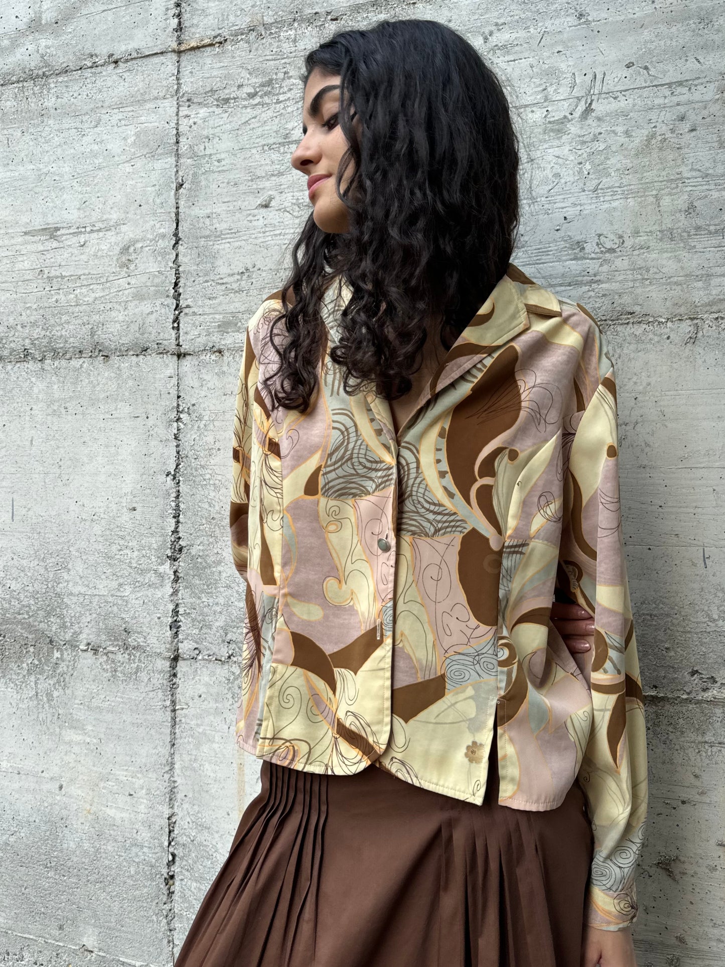 Camicia sartoriale in viscosa con bottoni gioiello