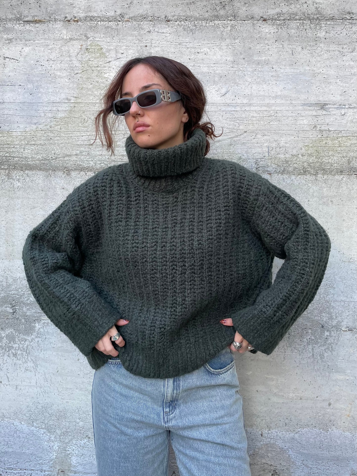 Maglione oversize a collo alto in misto lana