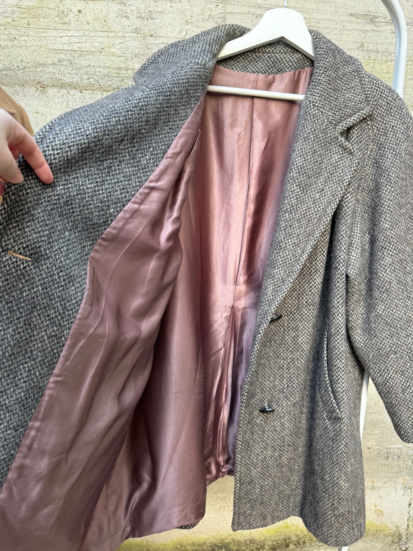 Cappotto corto sartoriale grigio spigato in pura lana vergine