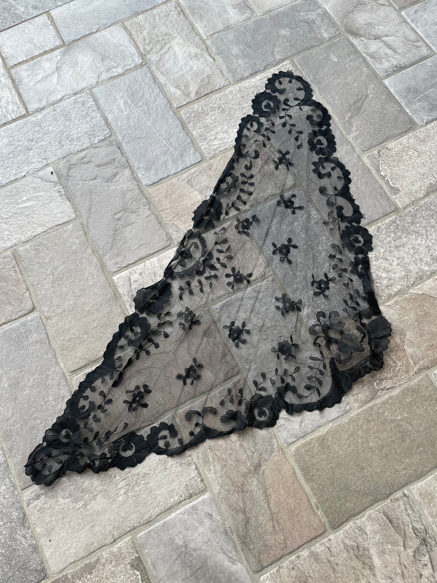 Foulard scialle vintage in pizzo nero