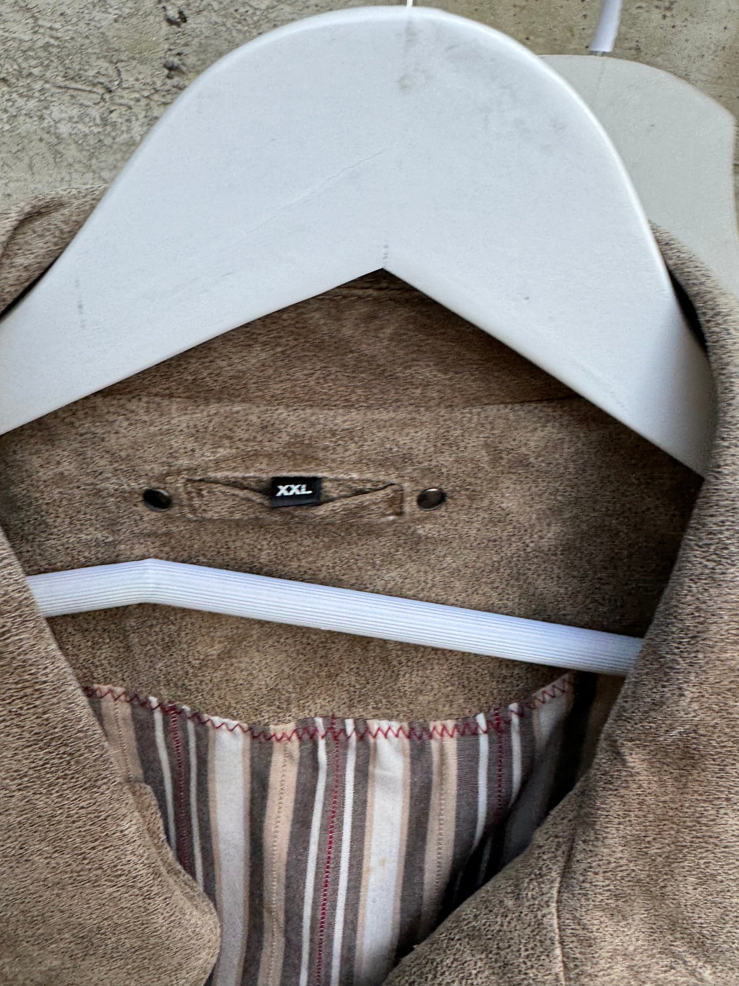 Biker in crosta di nappa beige effetto used