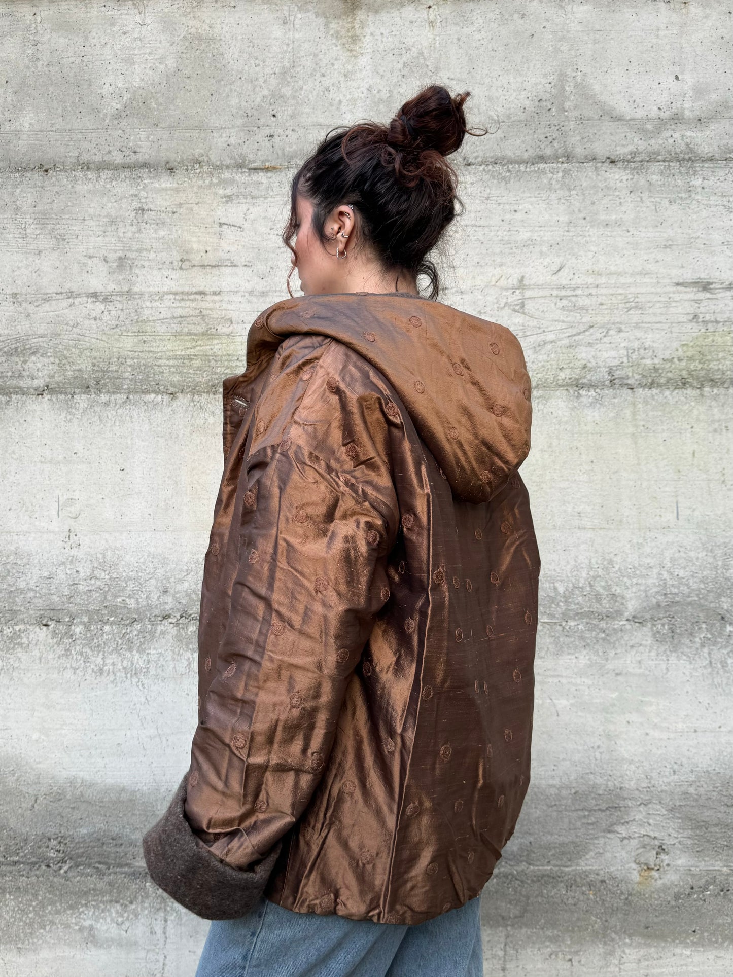 Piumino doubleface con cappuccio, shantung di seta e misto lana/mohair