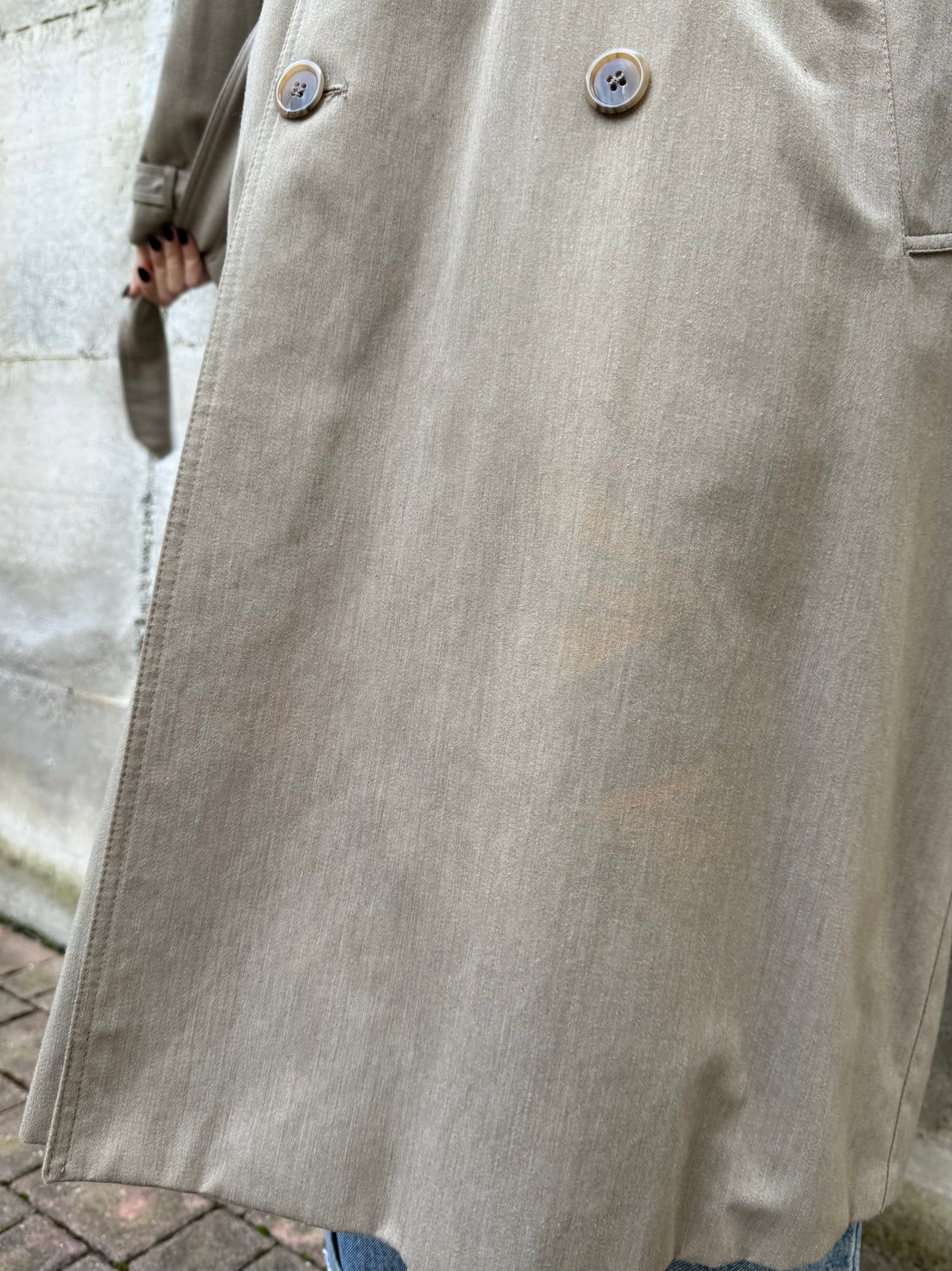 Trenchcoat sartoriale lungo doppiopetto color sabbia