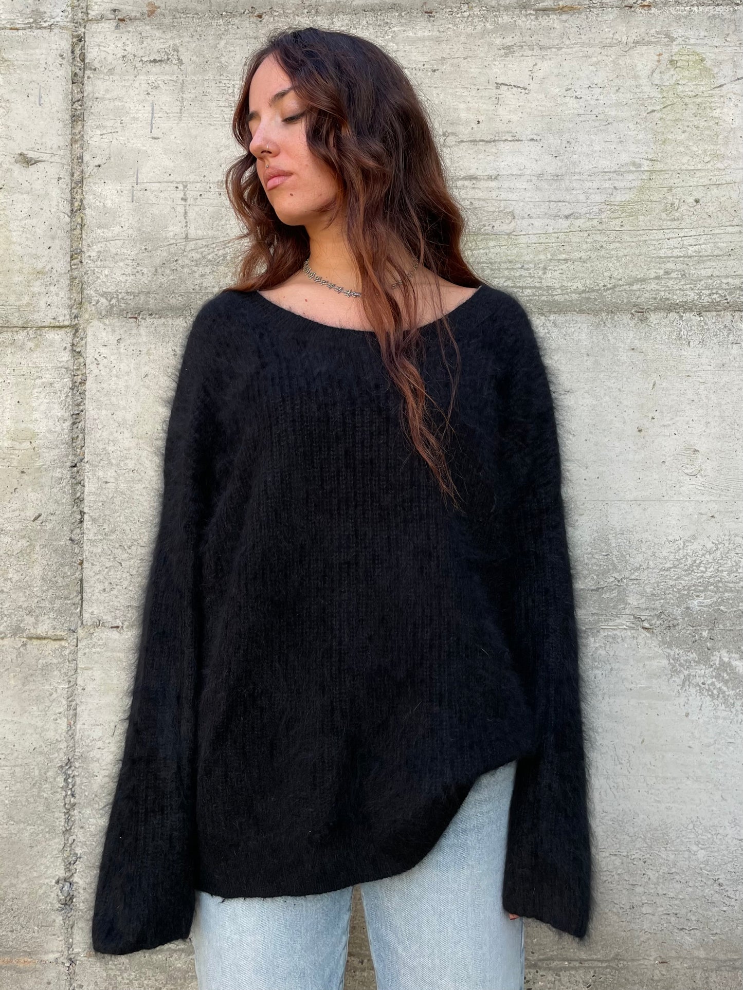 Maxi maglione nero in lana d'angora - taglia unica