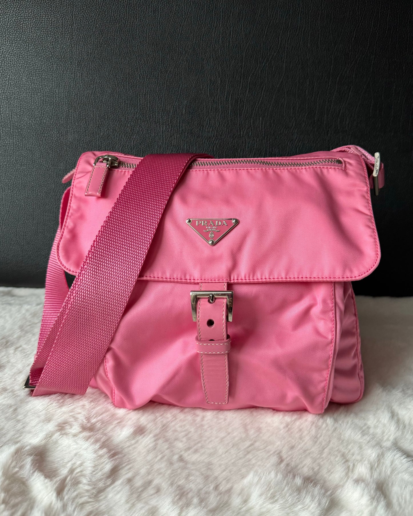 Borsa Prada Plain In Nylon - Color Begonia