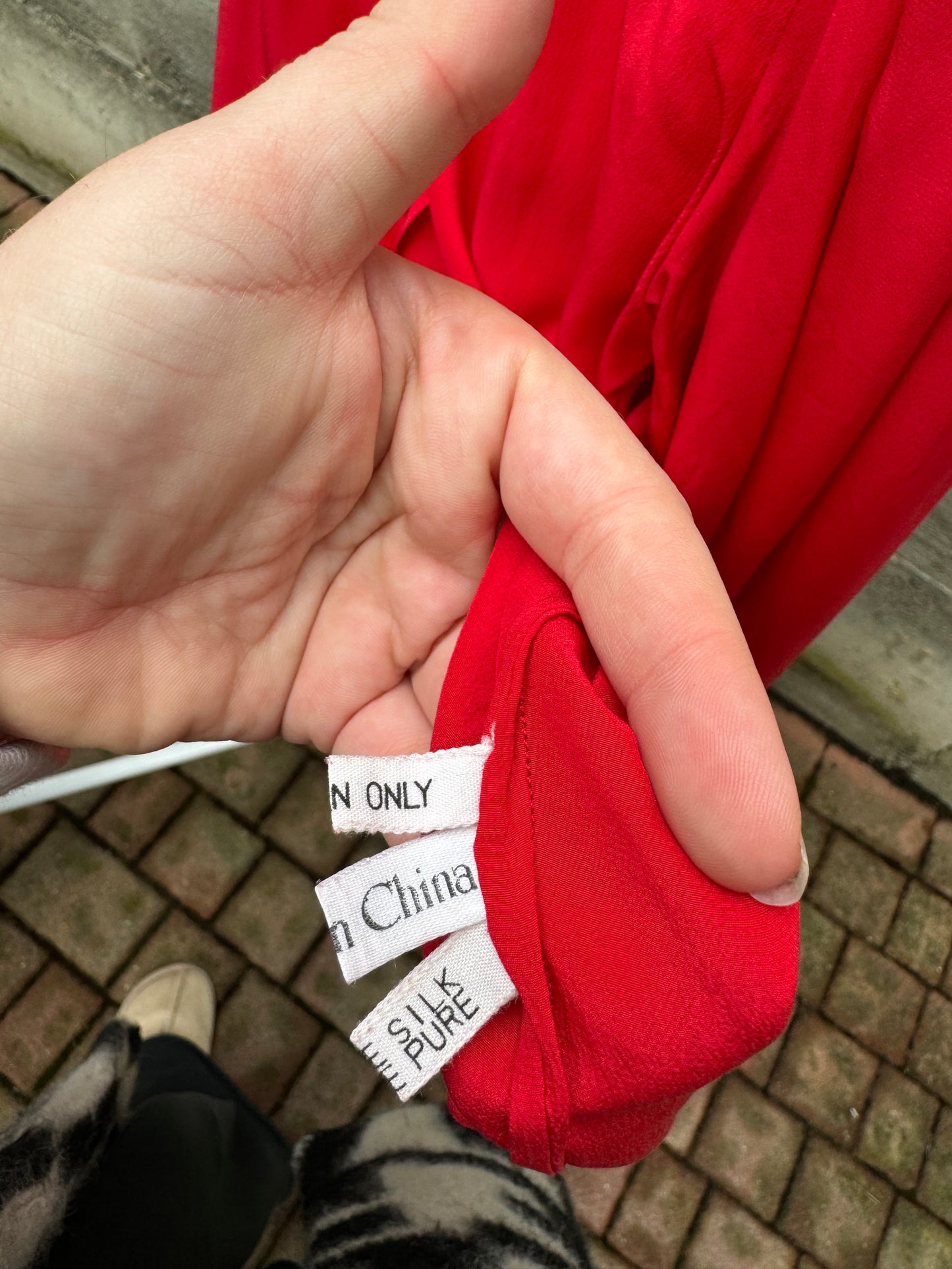 Blusa scivolata in pura seta cinese